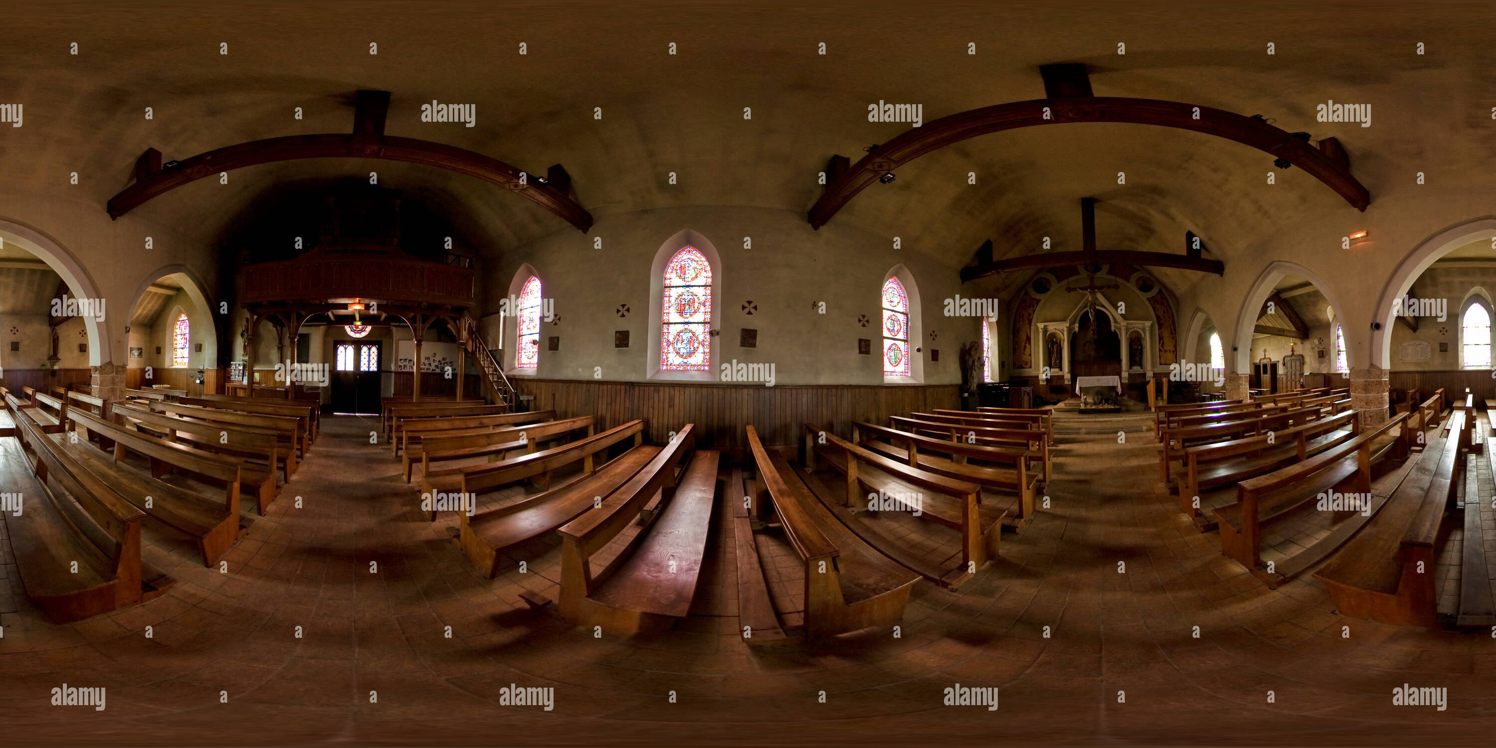 360 Grad Panorama Ansicht von Eglise de Saint Remy les Chevreuse