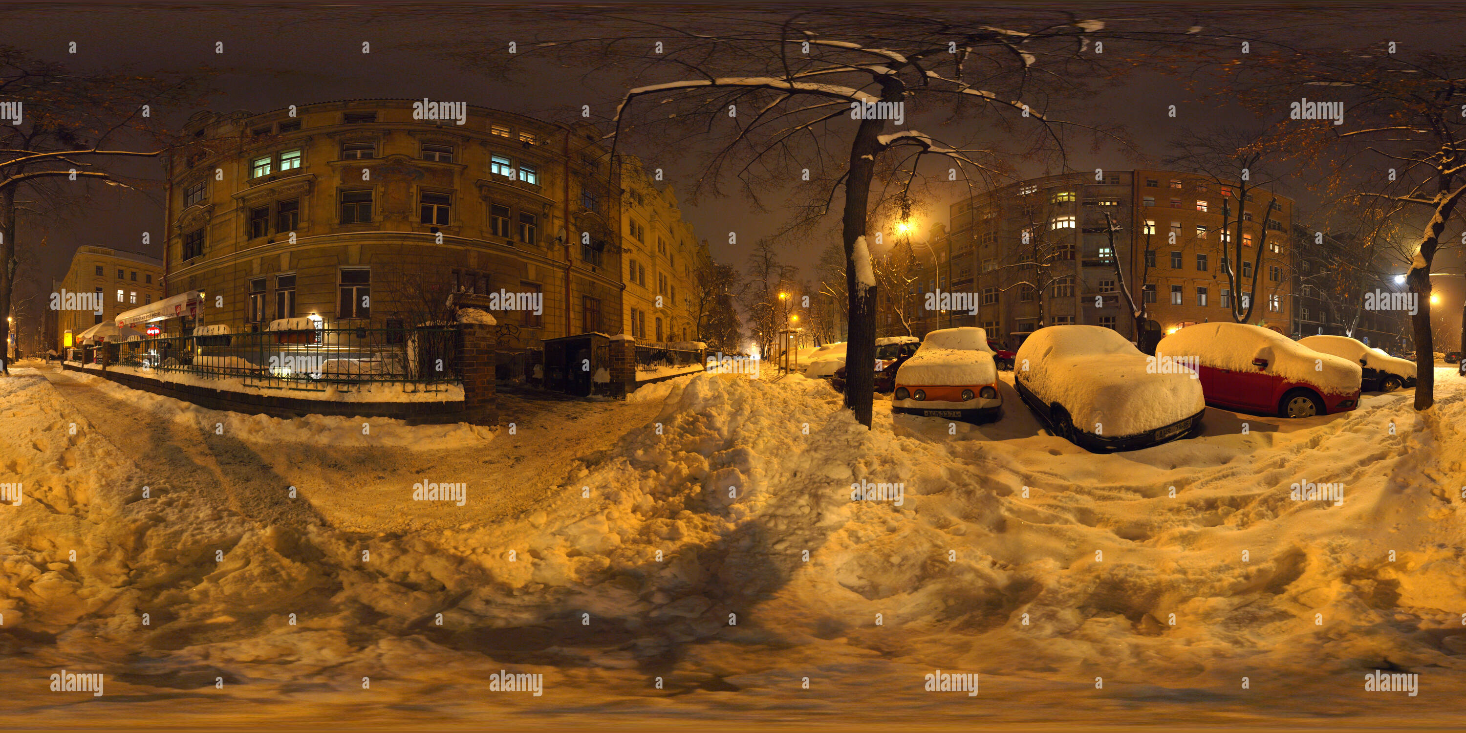 360 Grad Panorama Ansicht von Prag unter Schnee