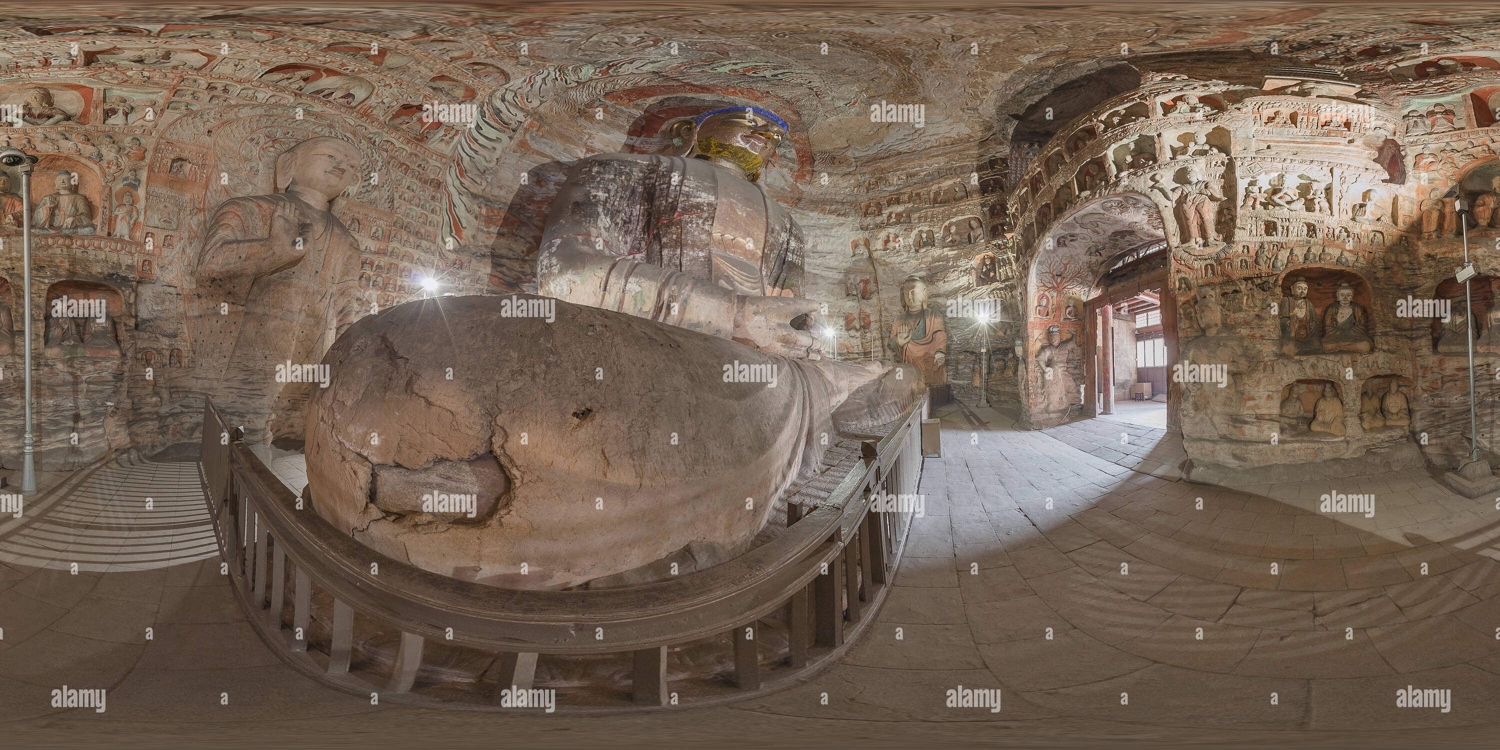 360 Grad Panorama Ansicht von Yungang Grotten-V-Höhle (2)