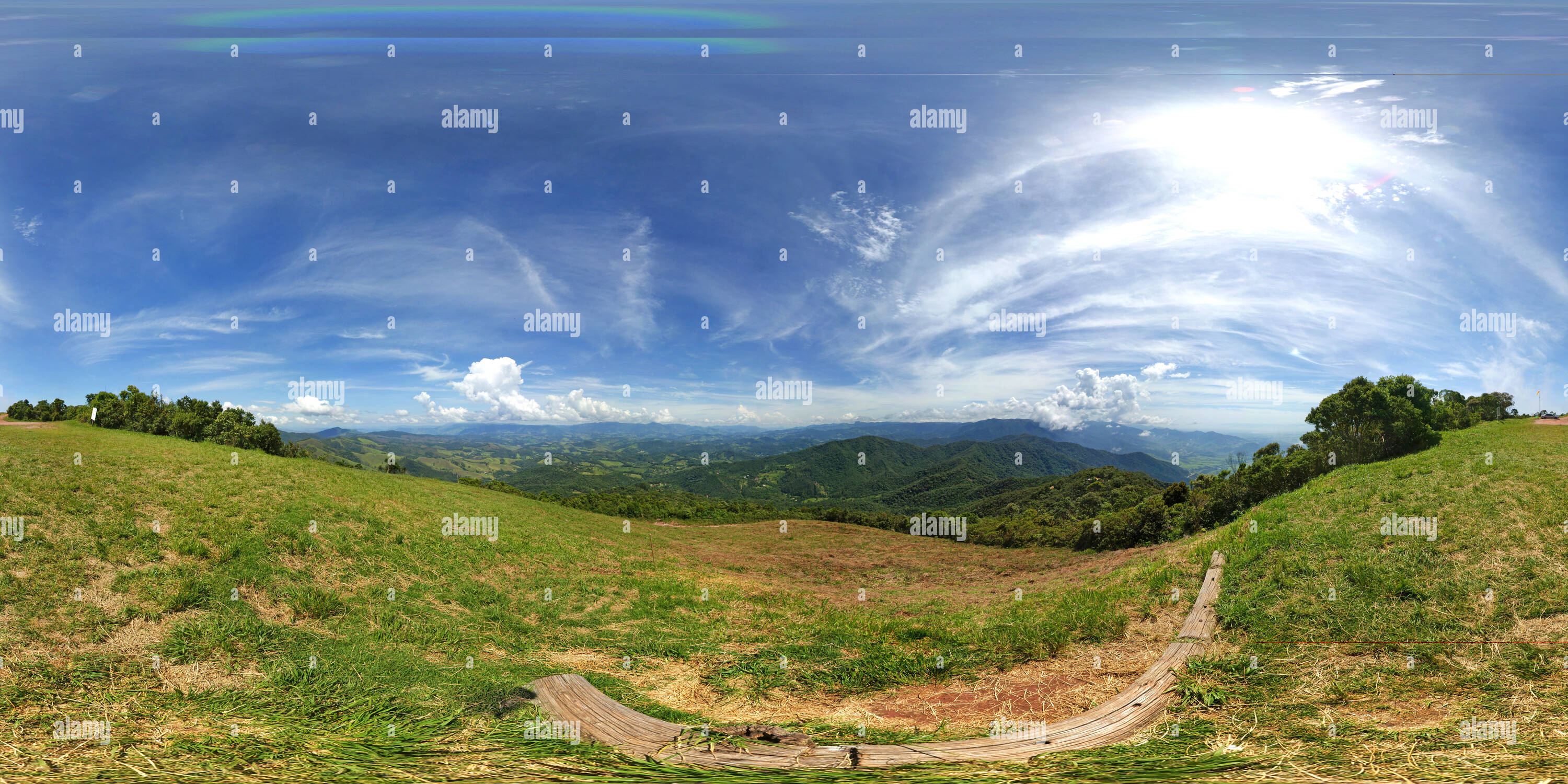 360 Grad Panorama Ansicht von Rampa Norte para Vôo Livre keine Pico Agudo em Santo Antonio do Pinhal