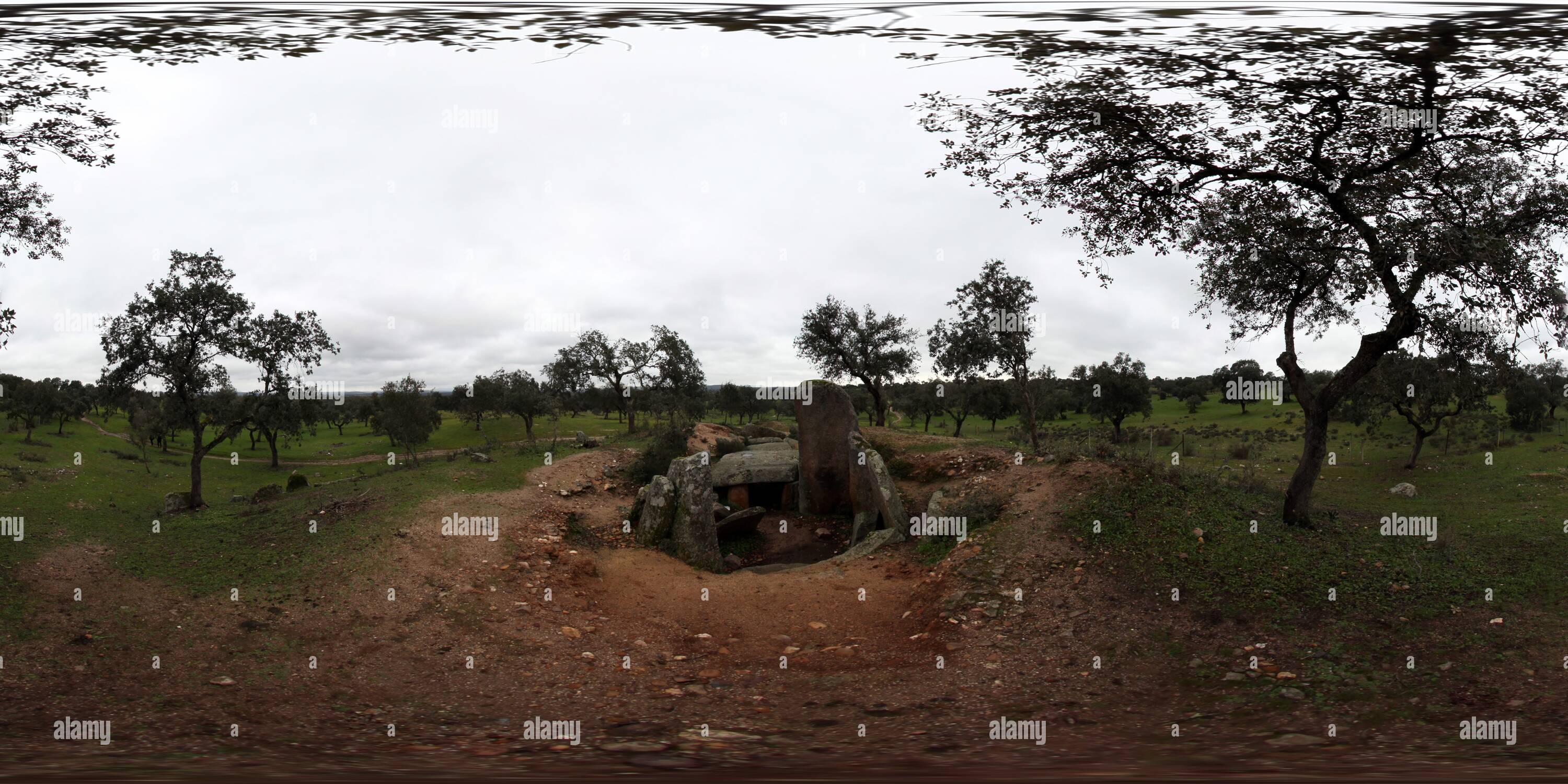 360 °Ansicht auf Dolmen de Lácara Alamy