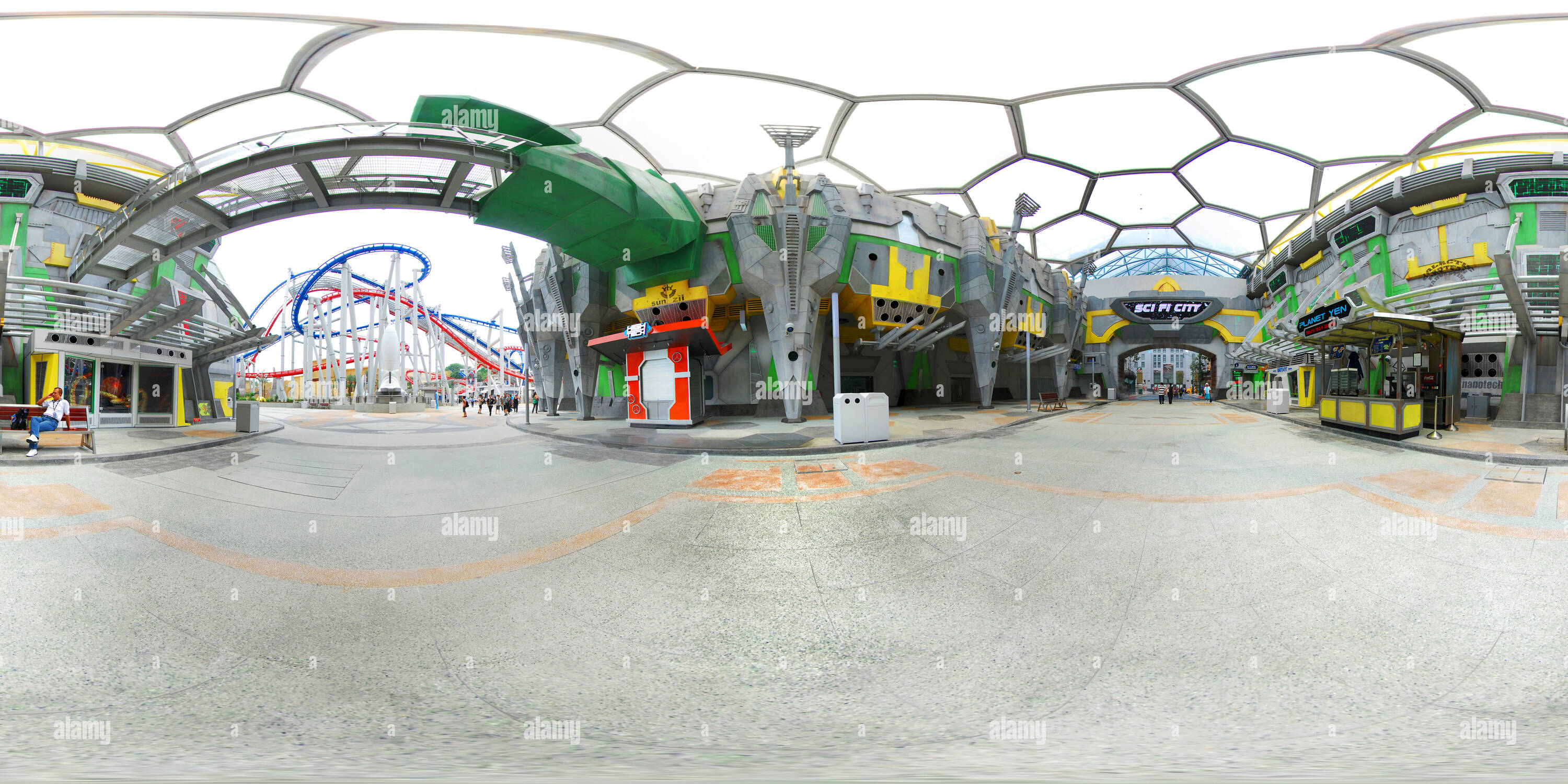 360 Grad Panorama Ansicht von Sci Fi City Theme Park (1), Universal Studios, Singapore