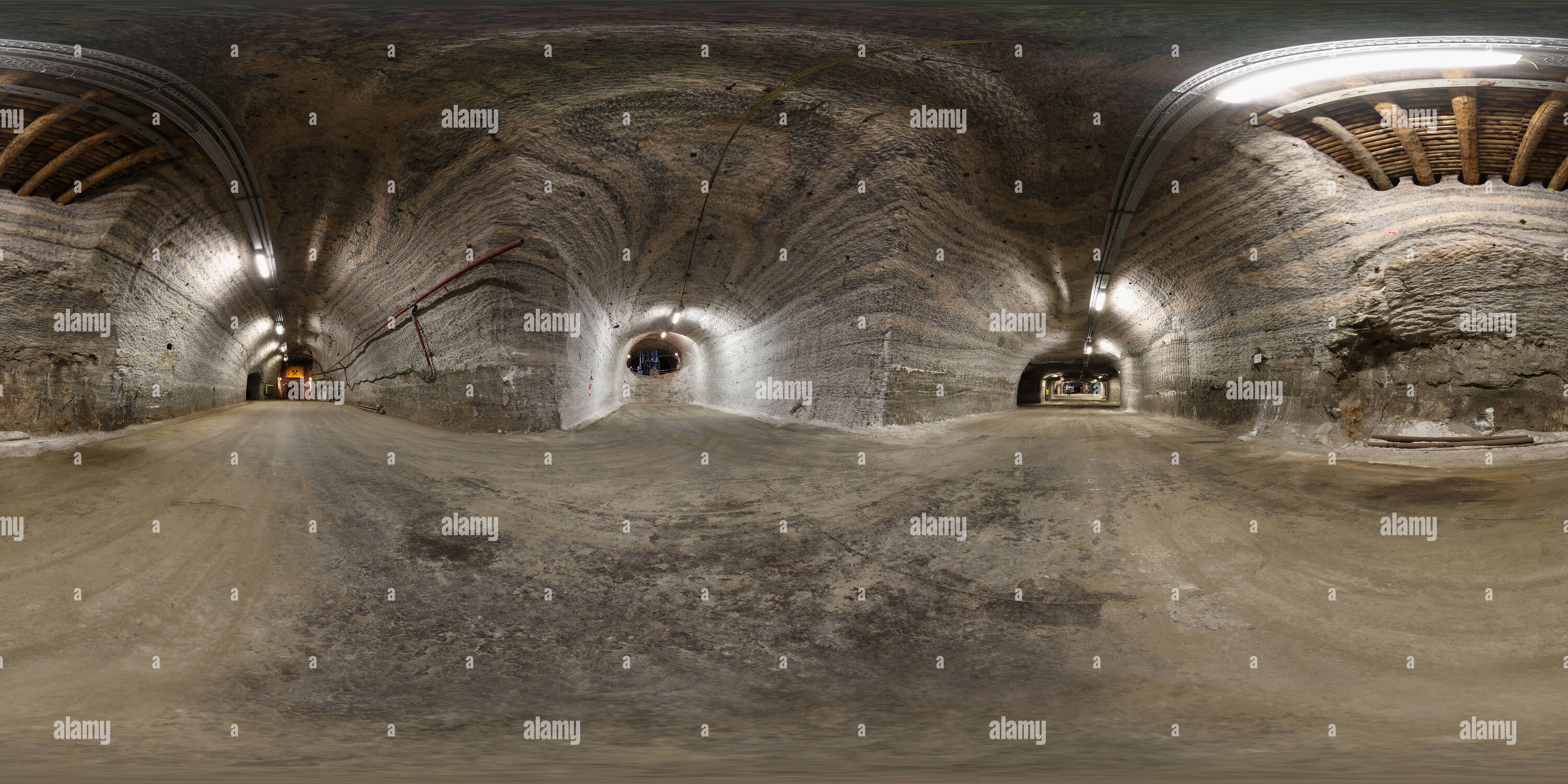 360 Grad Panorama Ansicht von Salzbergwerk tunnel Kreuzung, Sondershausen, Deutschland