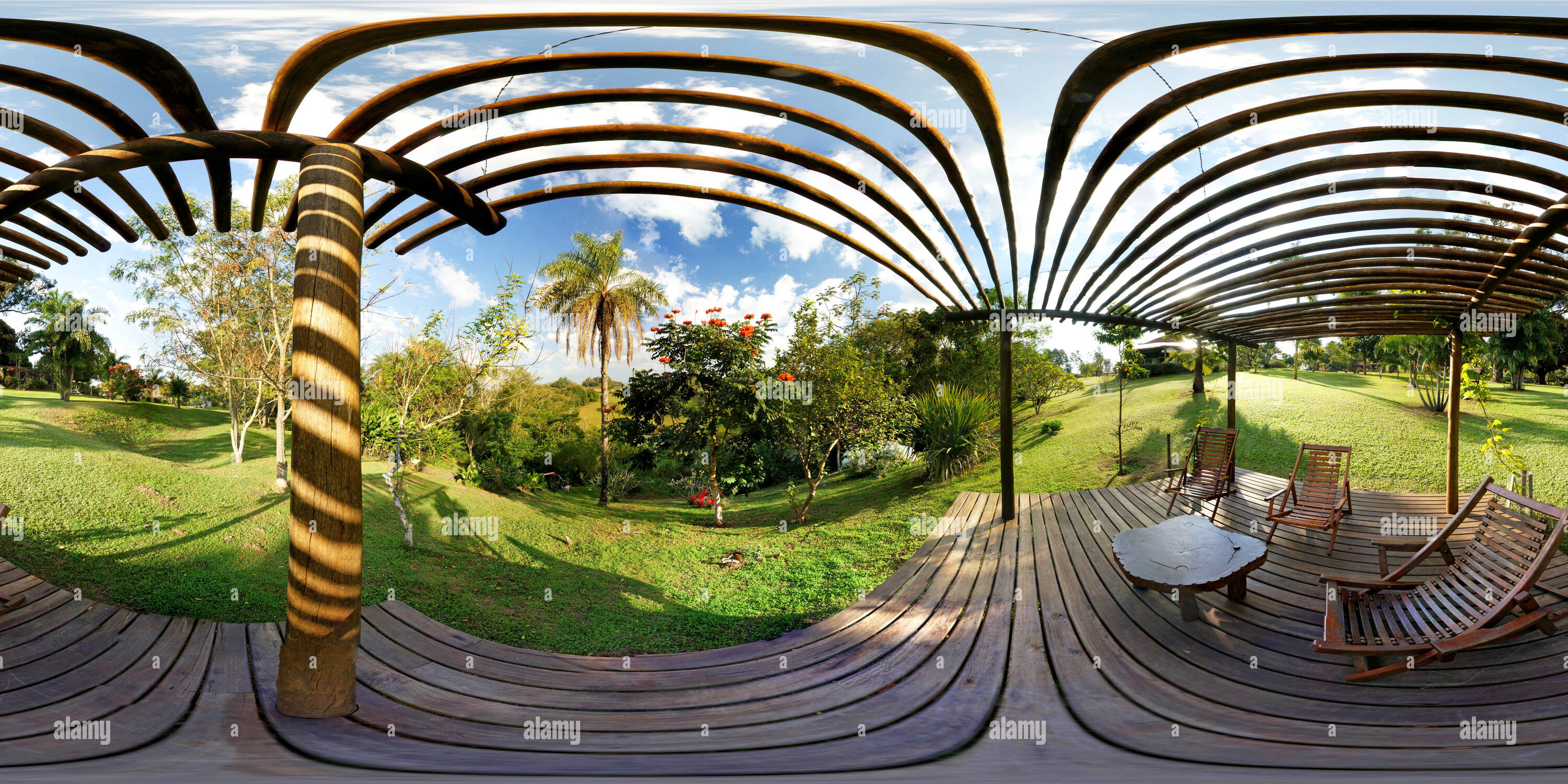 360 Grad Panorama Ansicht von Deck Panoramica von Pension Pousada Jacauna in Brotas SP