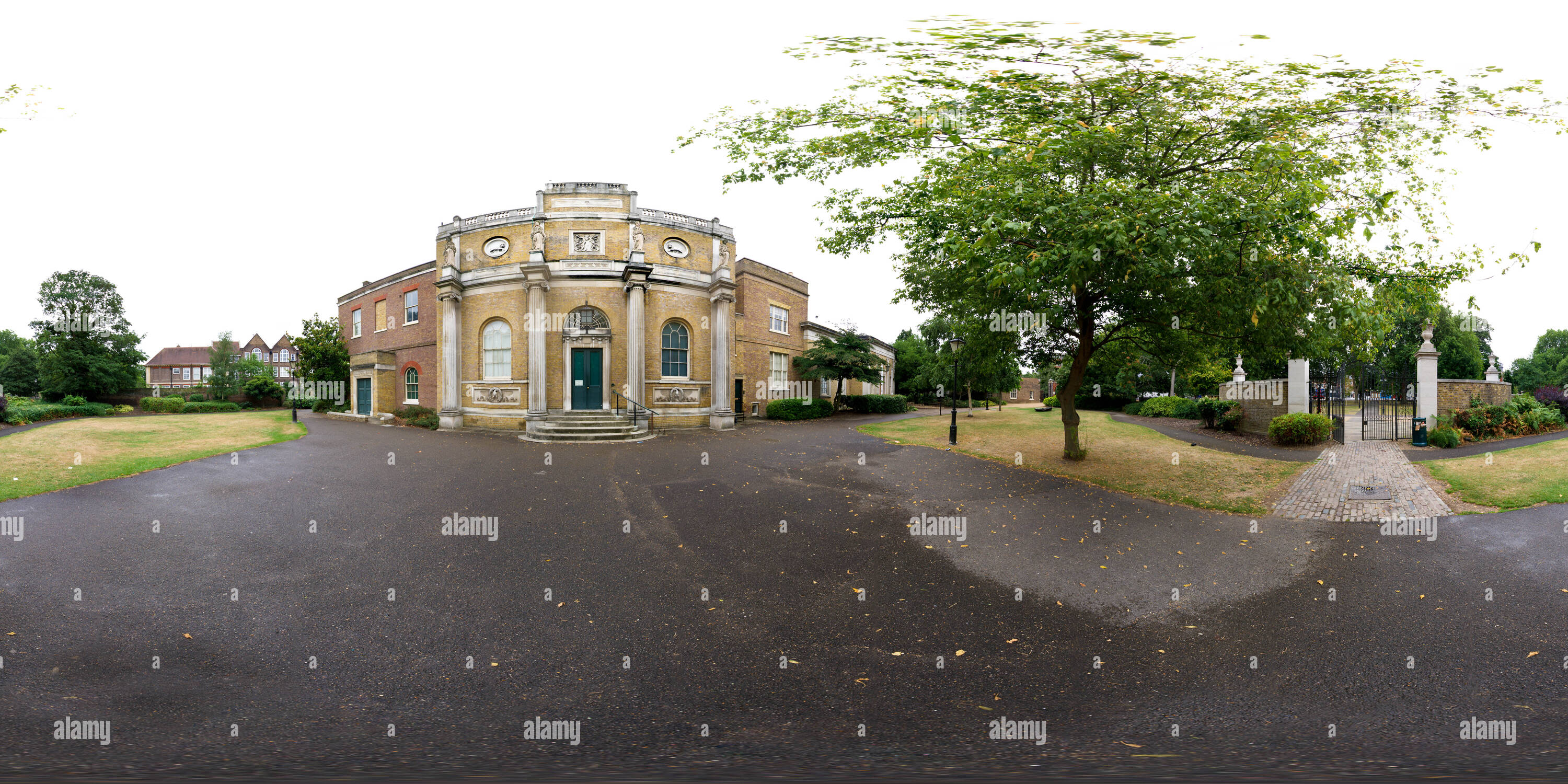 360 Grad Panorama Ansicht von Pitzhanger Manor House, Walpole Park