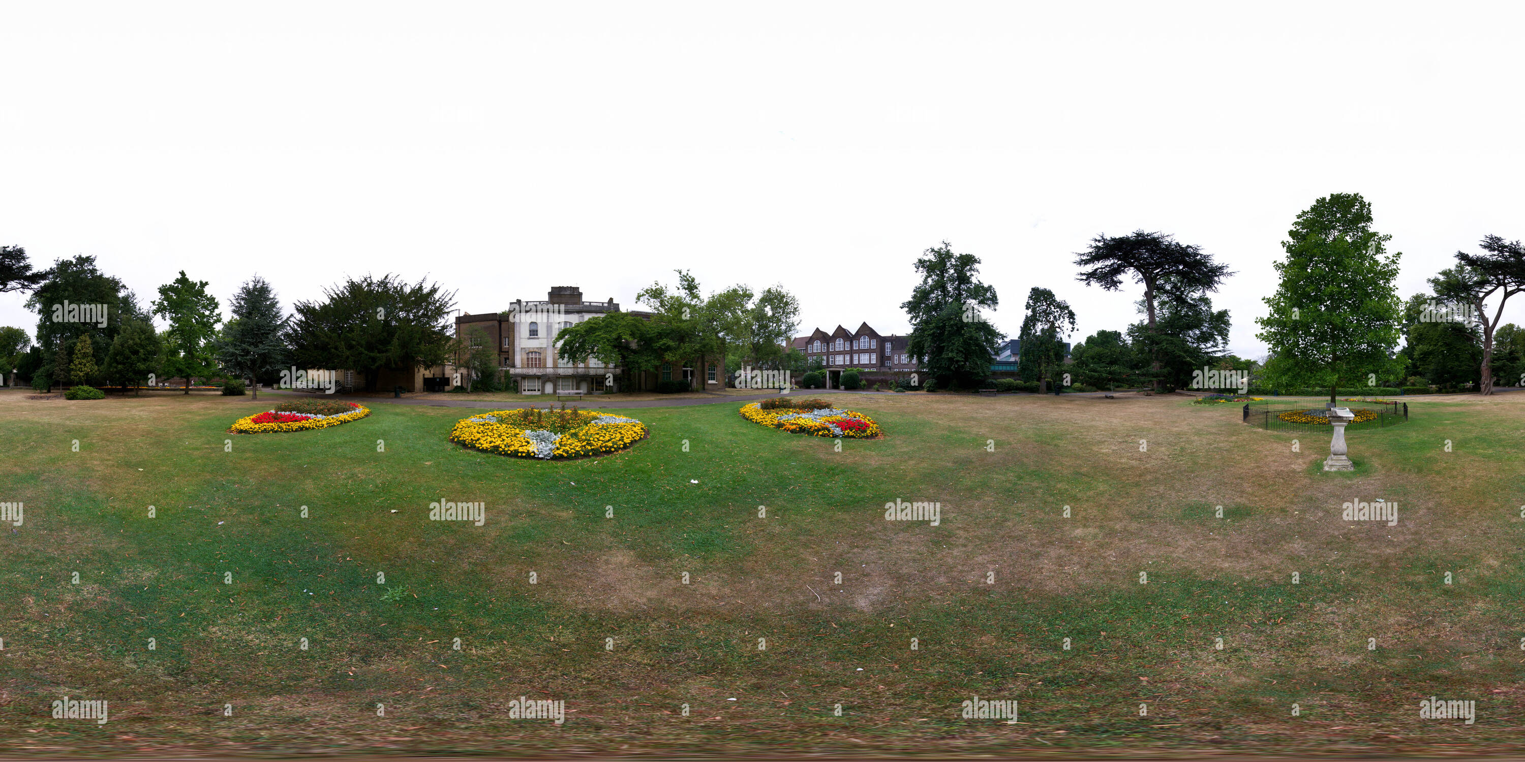 360 Grad Panorama Ansicht von Garten hinter Pitzhanger Manor House, Walpole Park