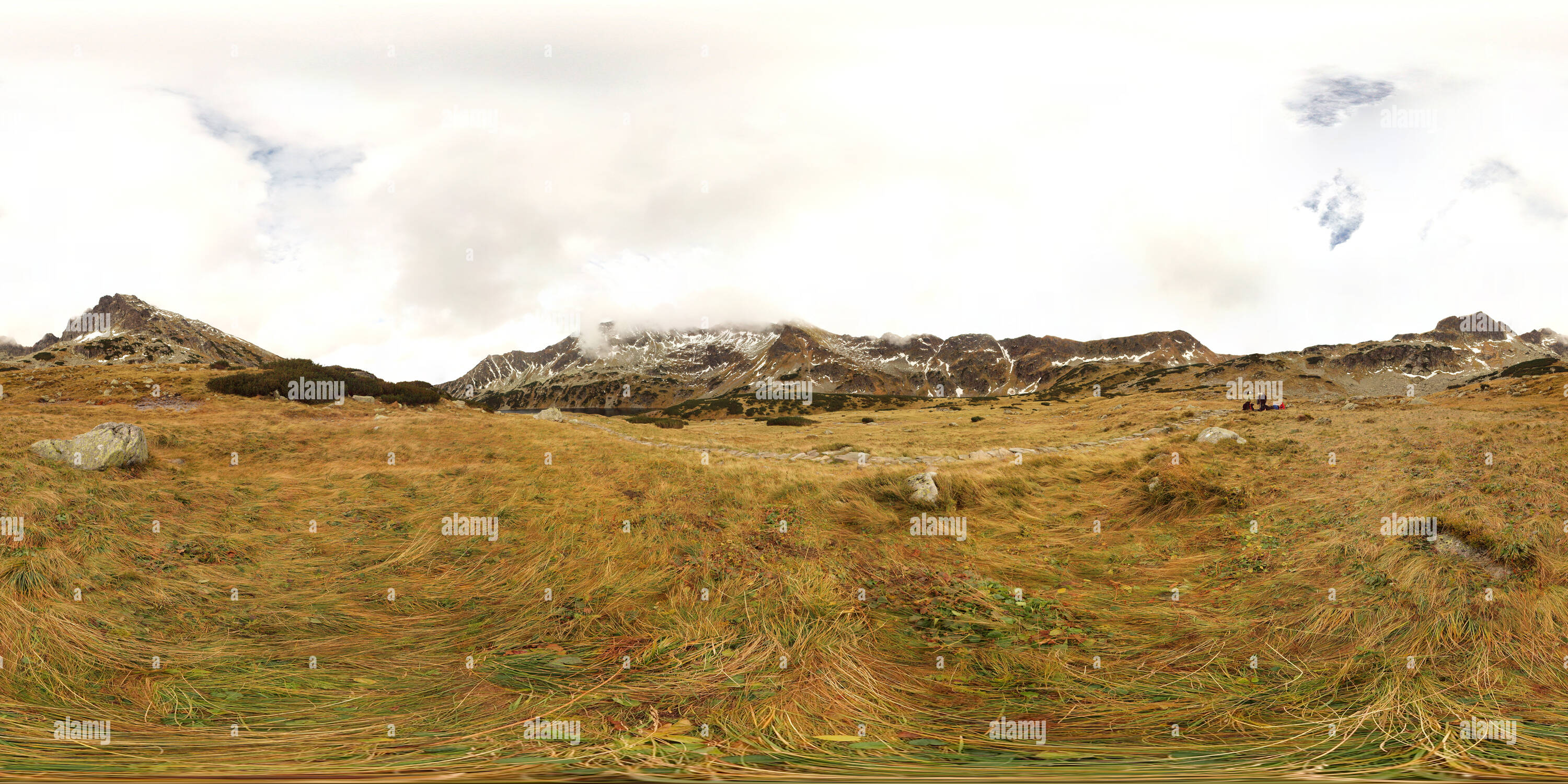 360 Grad Panorama Ansicht von Tatry - unter Orla Perc