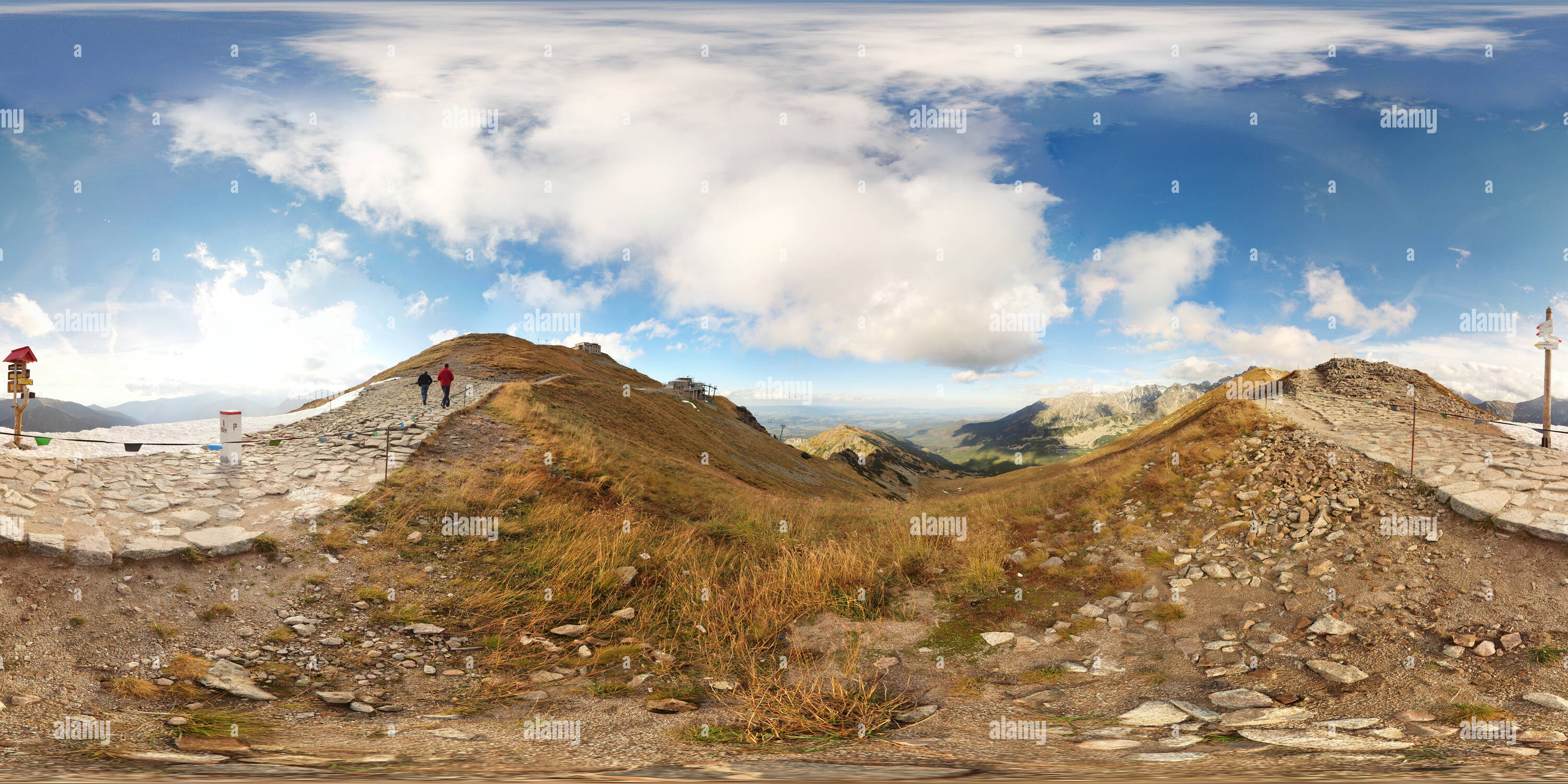 360 Grad Panorama Ansicht von Tatry - Suche Lücke