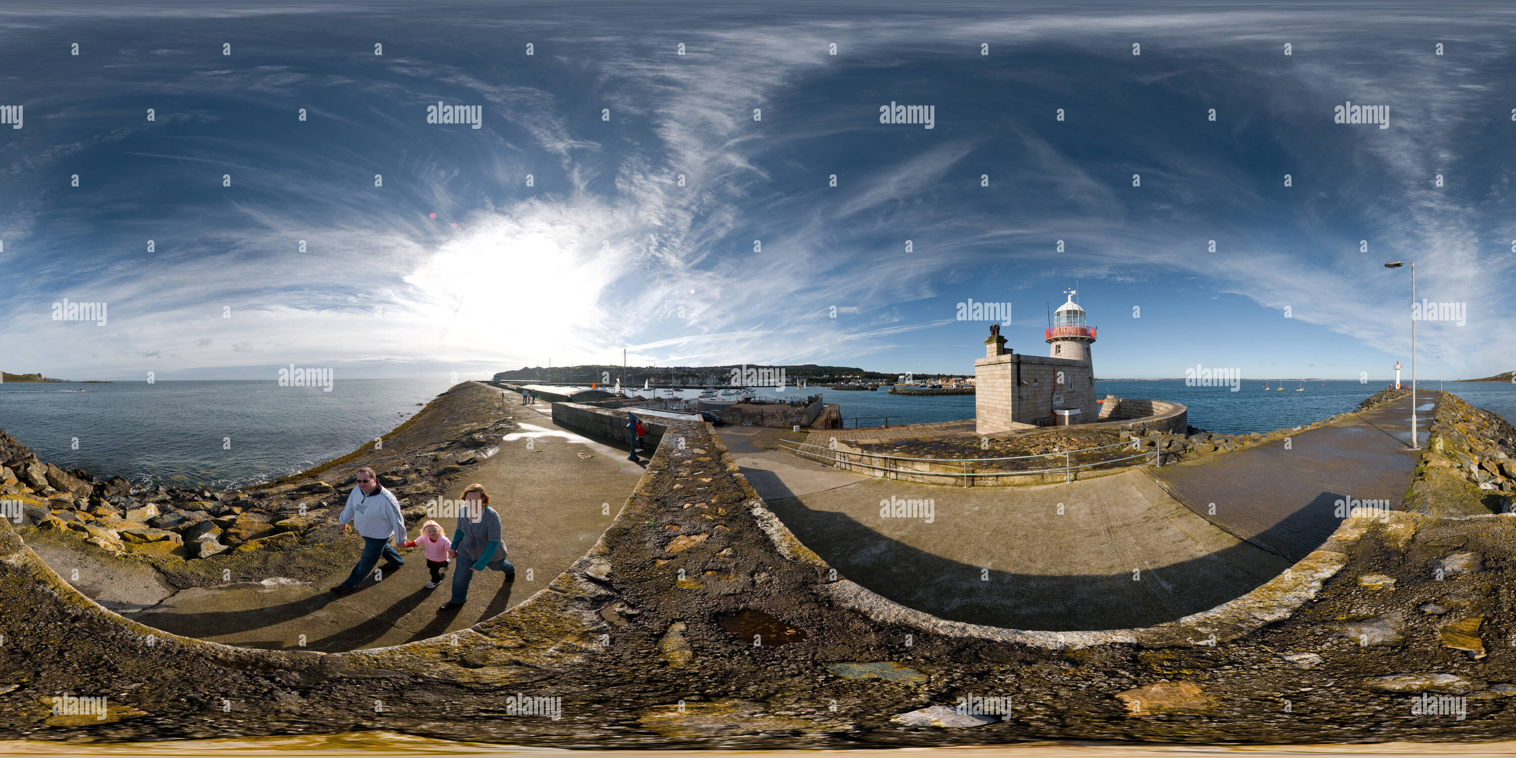 360 Grad Panorama Ansicht von Hafen von Howth lighthouse