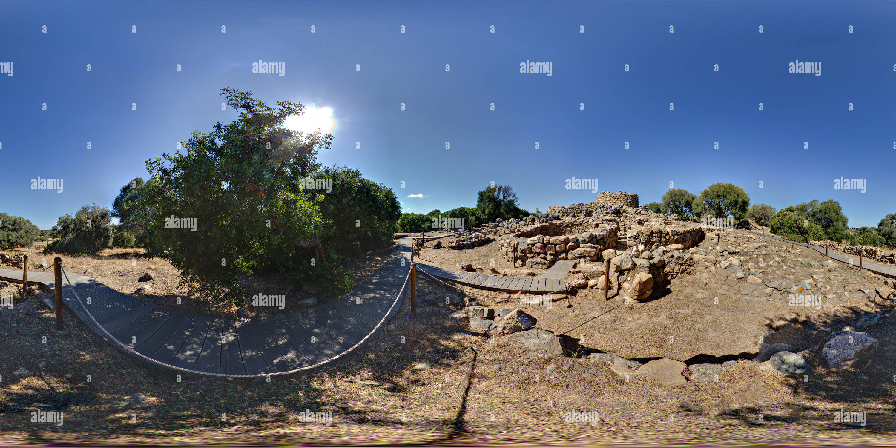 360 Grad Panorama Ansicht von Nuraghe La Prisgiona