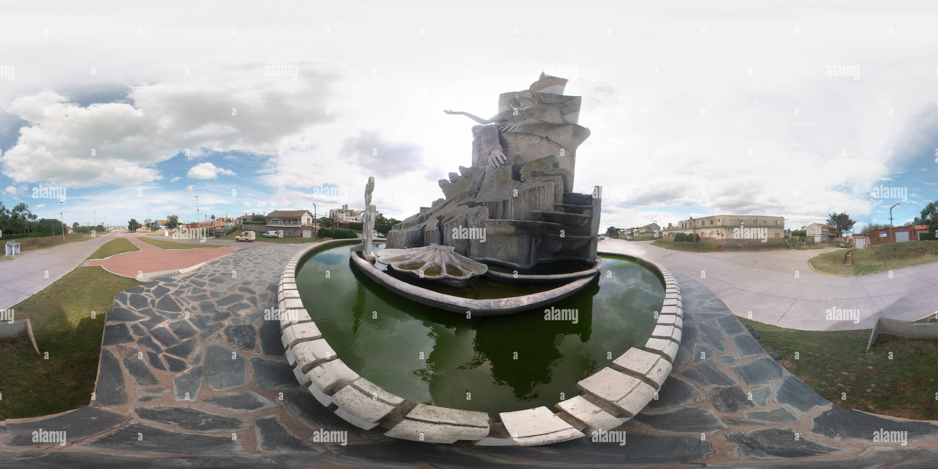 360 Grad Panorama Ansicht von Monumento a los Caídos en Islas Malvinas Argentinas. Quequén, Argentinien