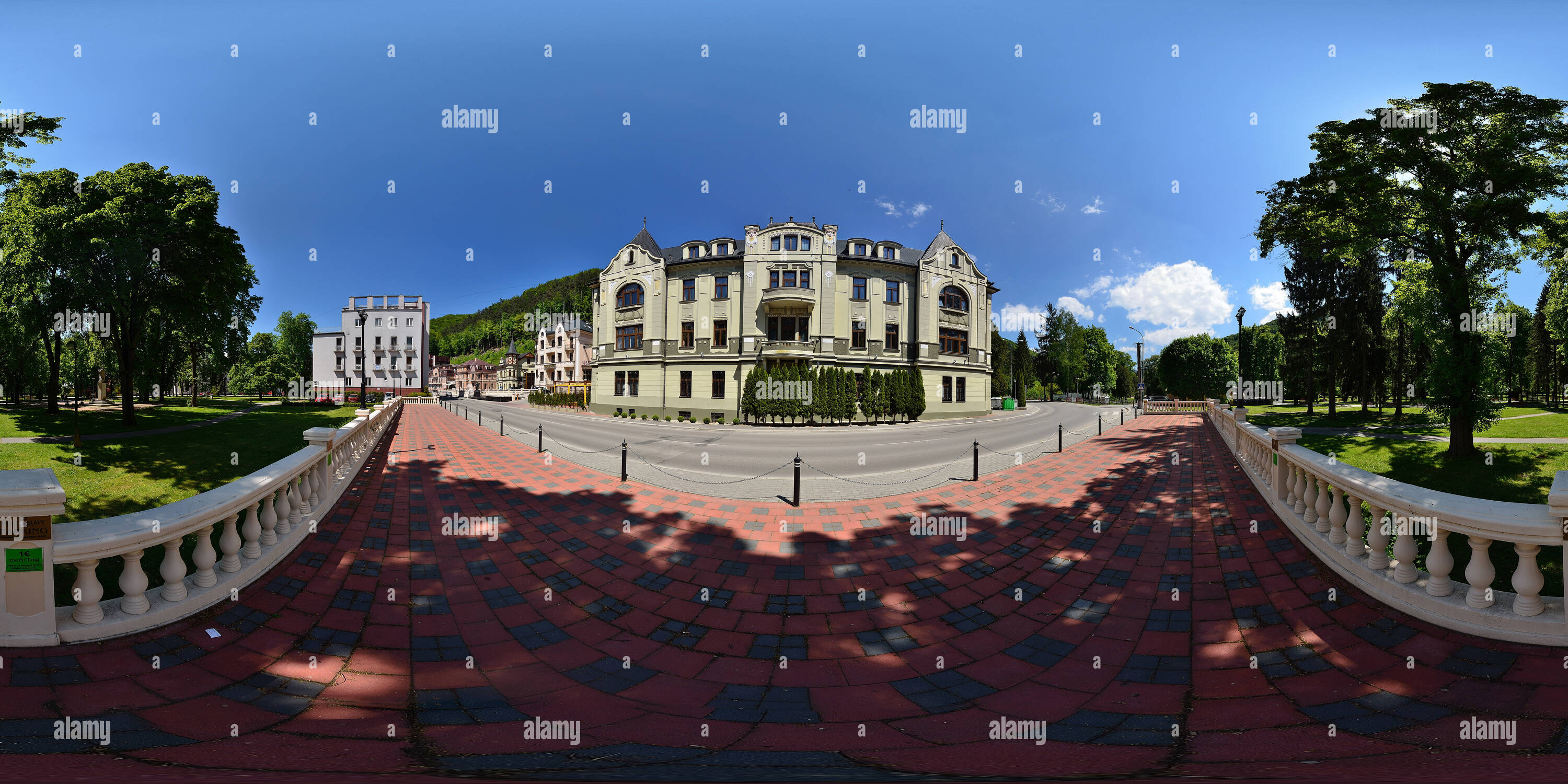 360 Grad Panorama Ansicht von Trencianske Teplice ulica 17. novenbra