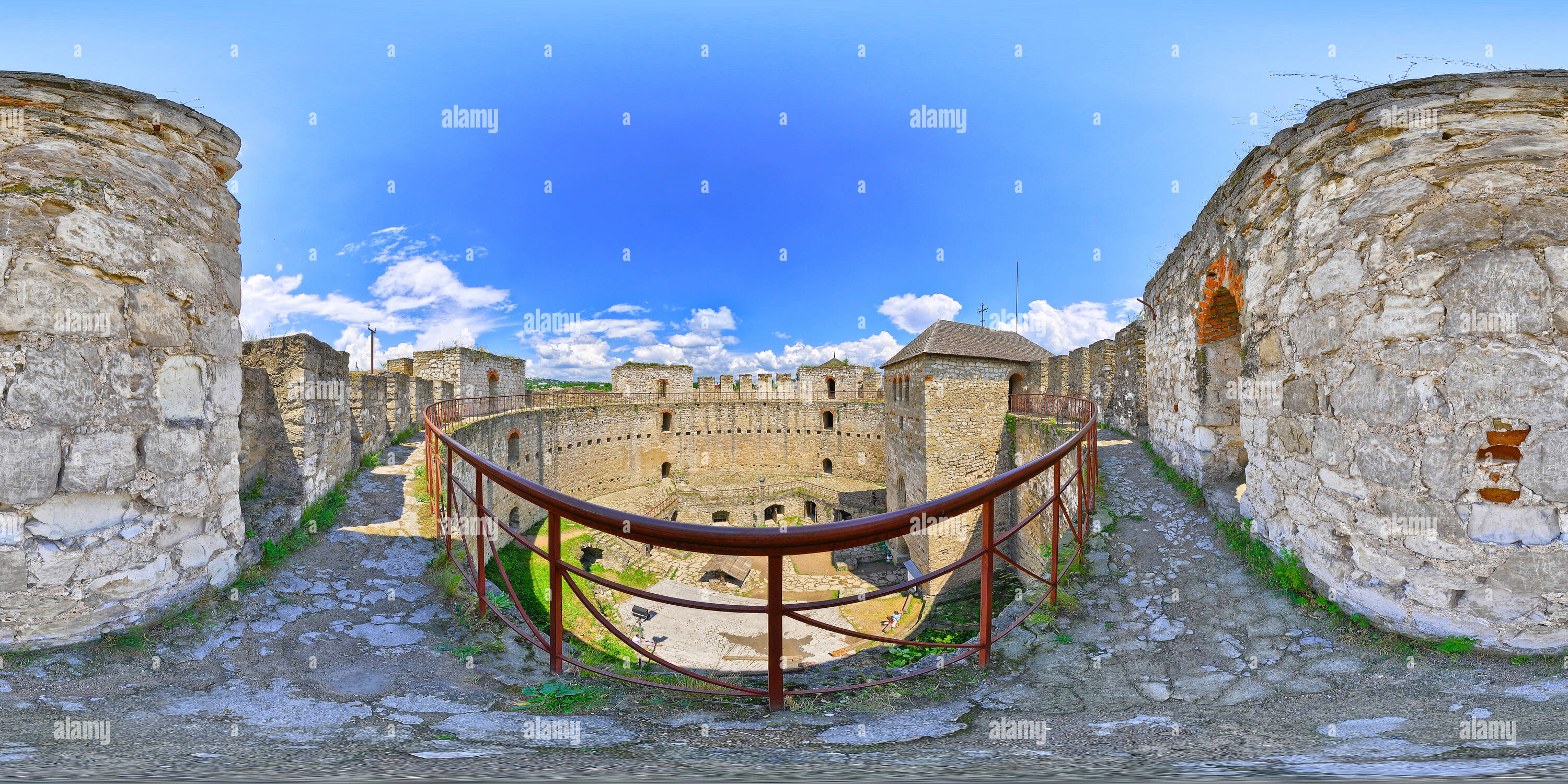 360 Grad Panorama Ansicht von Top Level von Soroca Fortress