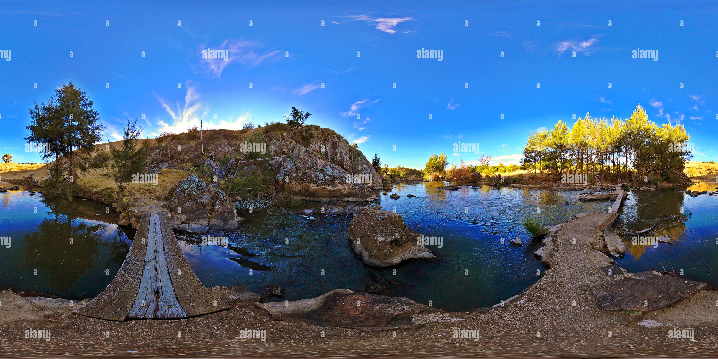 360 Grad Panorama Ansicht von Molonglo River Fußgängerbrücke