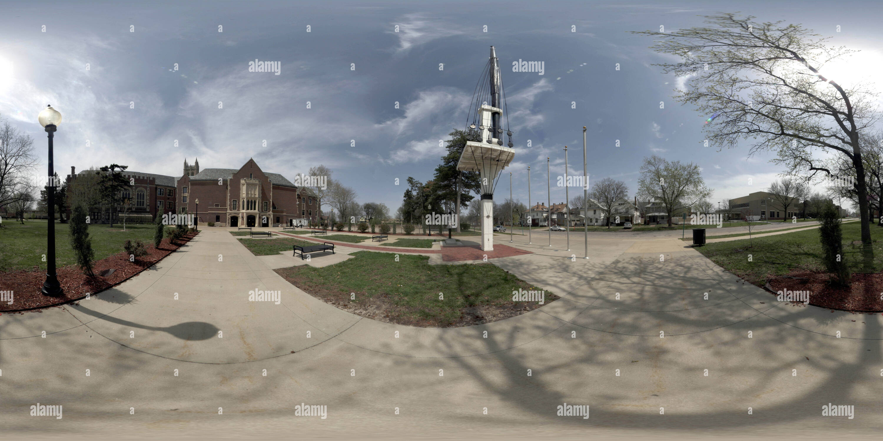 360 Grad Panorama Ansicht von - Topeka-High School-Constitution-Plaza