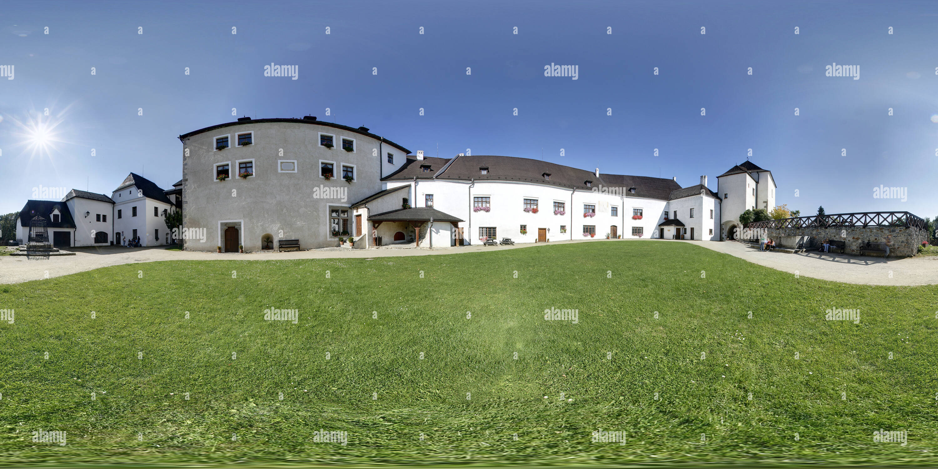 360 Grad Panorama Ansicht von Nové Hrady, Schloss