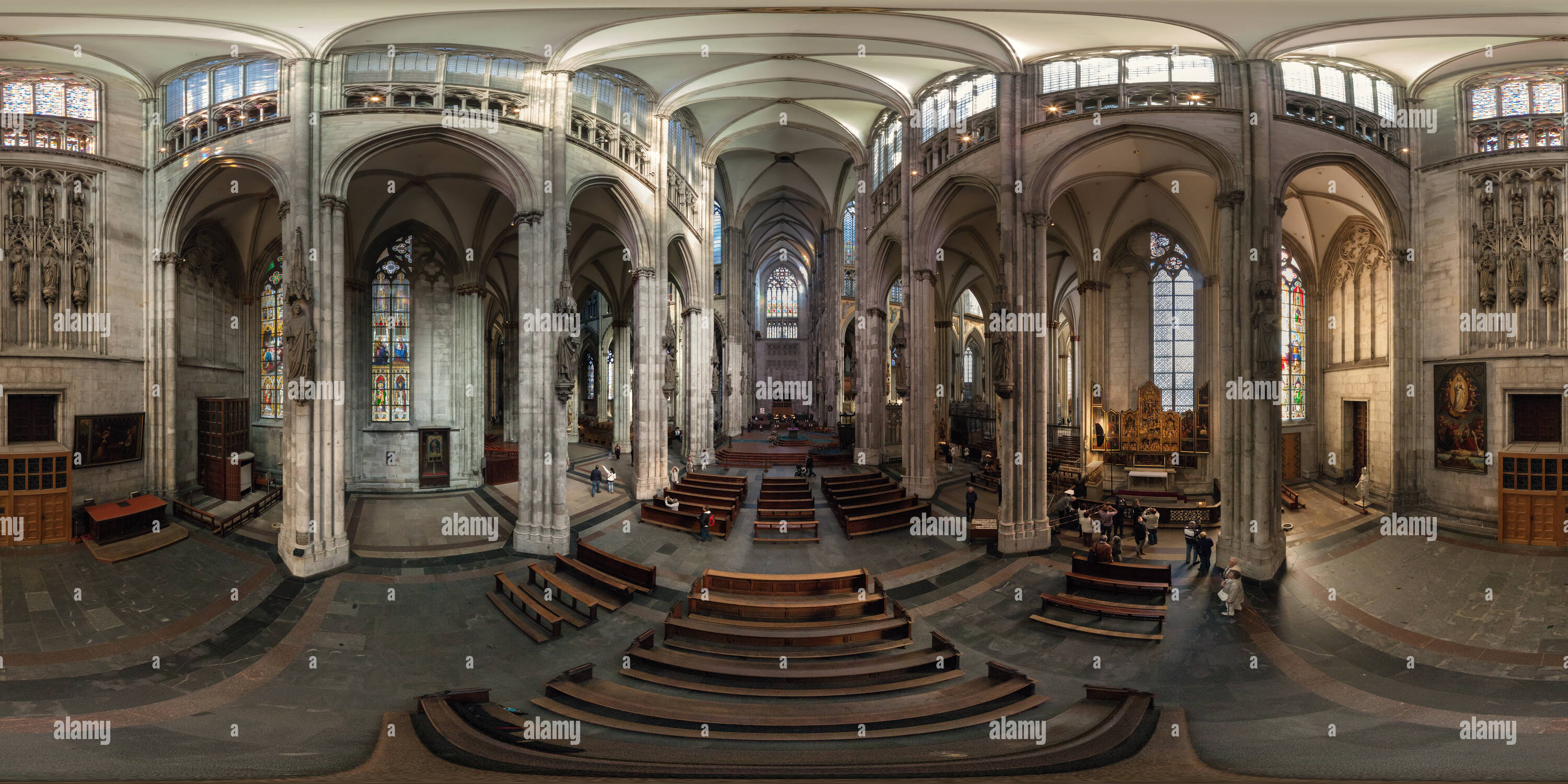 360 Grad Panorama Ansicht von Kölner Dom St. Peter 2.