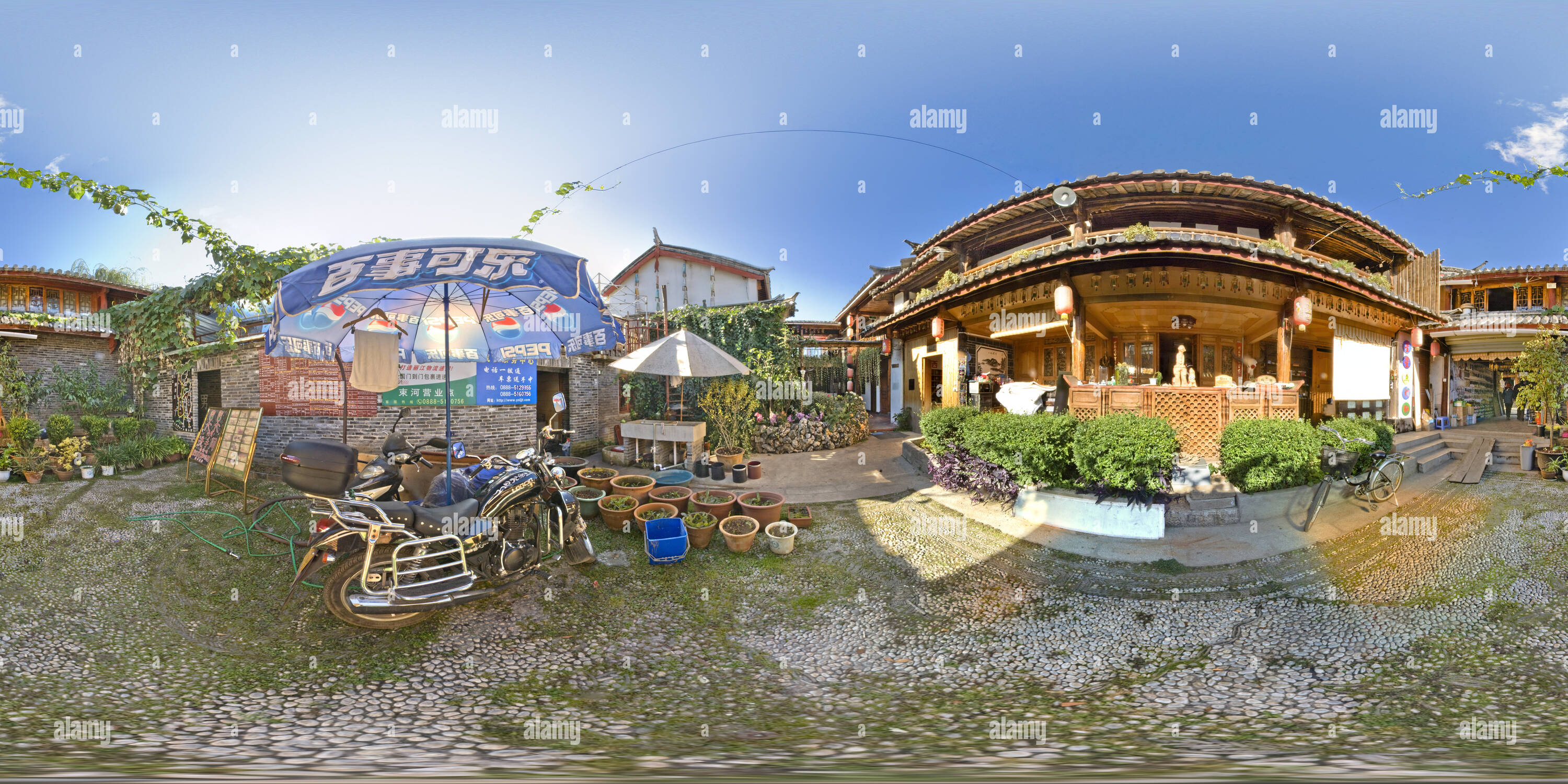 360 Grad Panorama Ansicht von Die Landschaft 3 Shuhe Altstadt von Lijiang - Die kleine Ilonn Hotel Garten Gebäude 1