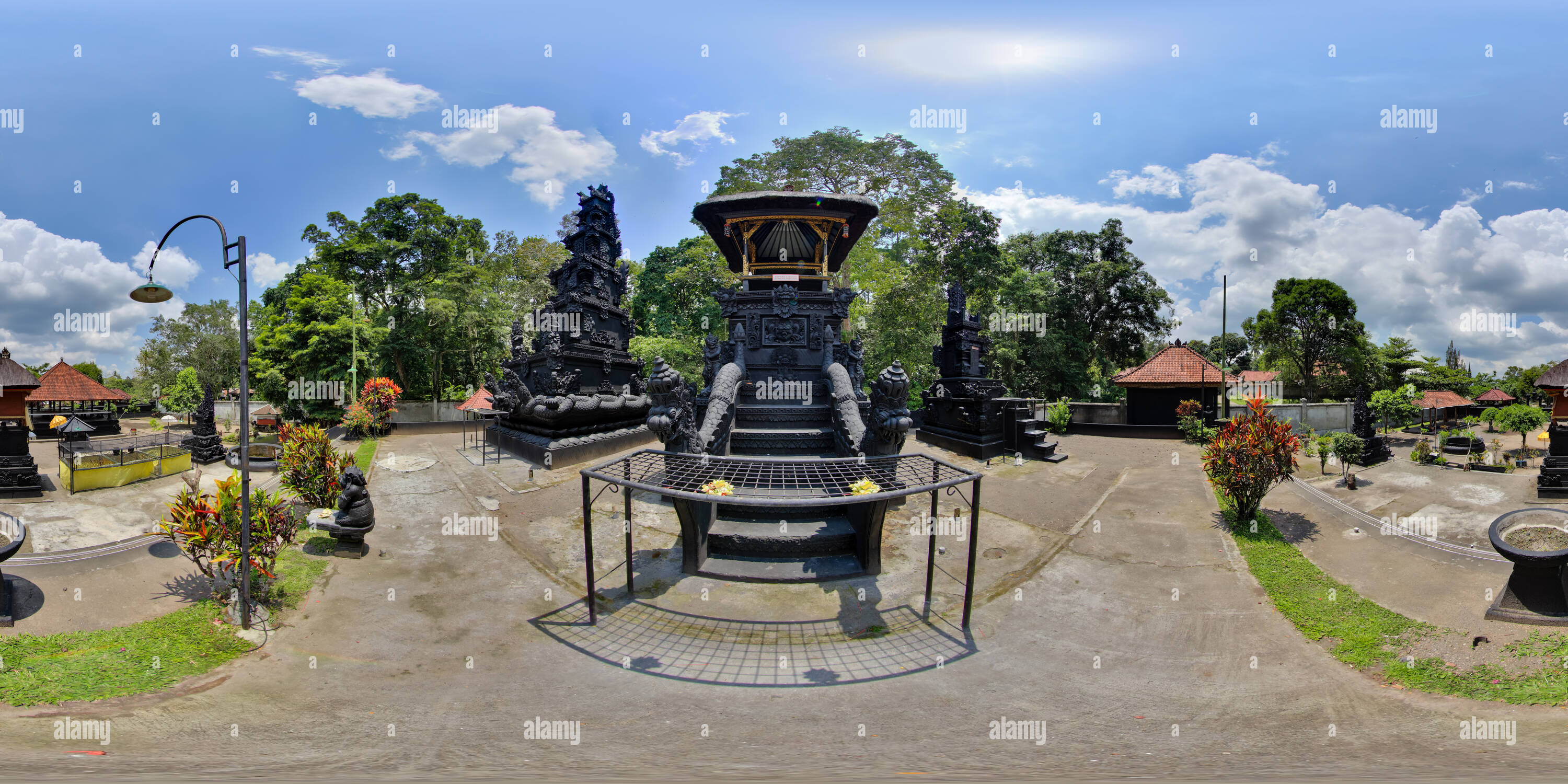360 Grad Panorama Ansicht von Pura Suranadi 3