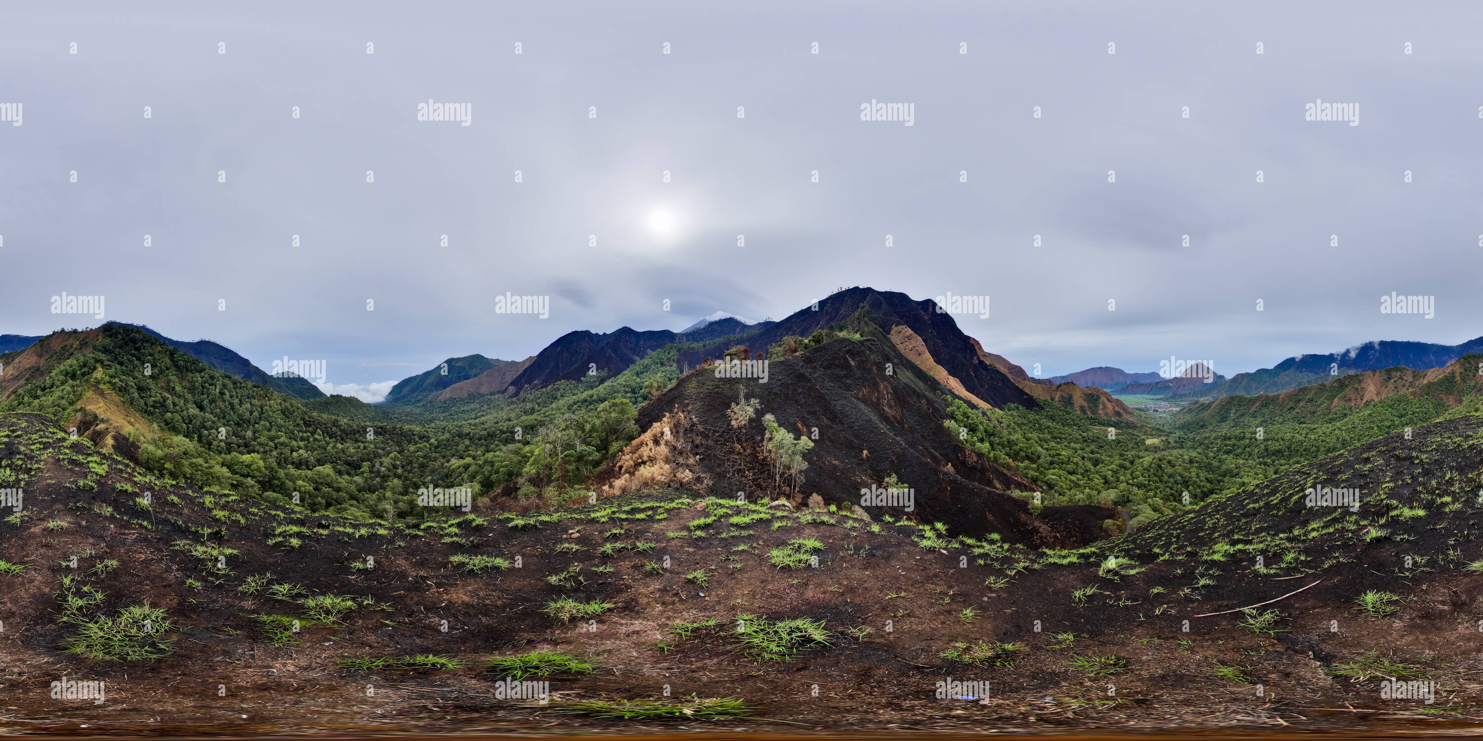 360 Grad Panorama Ansicht von Blick von Sembalunbumbung Punkt