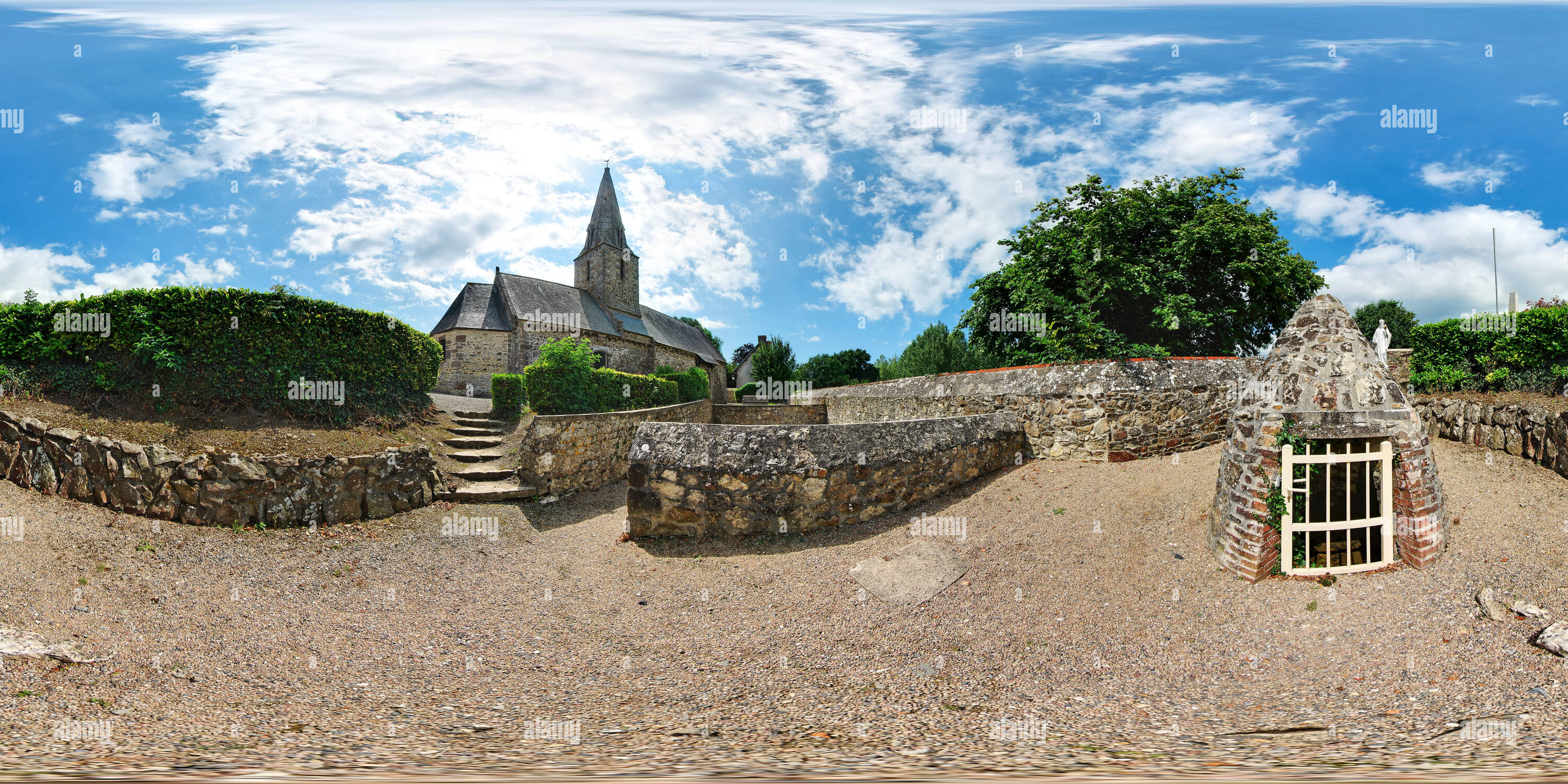 360 Grad Panorama Ansicht von La Fontaine Saint-Hélier De Bréville-sur-Mer - Frankreich