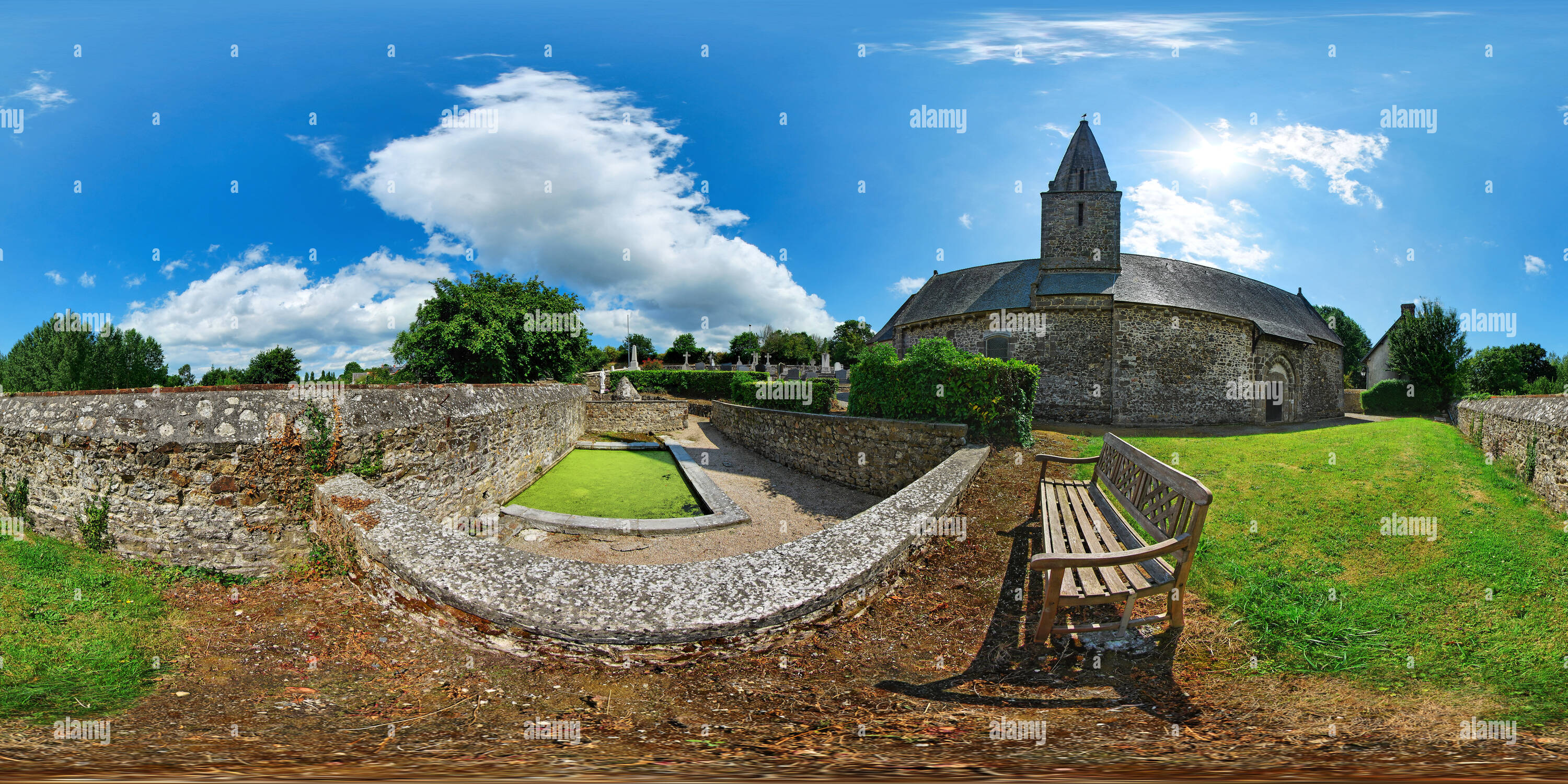 360 Grad Panorama Ansicht von Face au lavoir De Bréville-sur-Mer - Frankreich