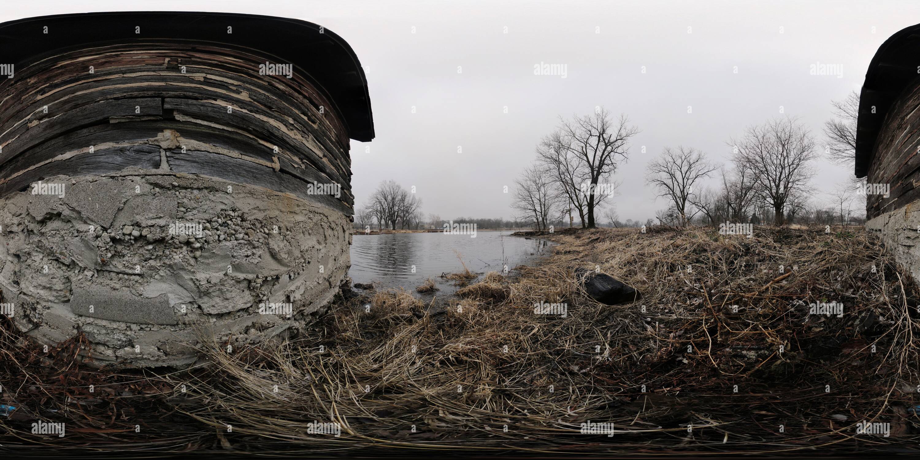 360 Grad Panorama Ansicht von Hütte am See - Northside Park