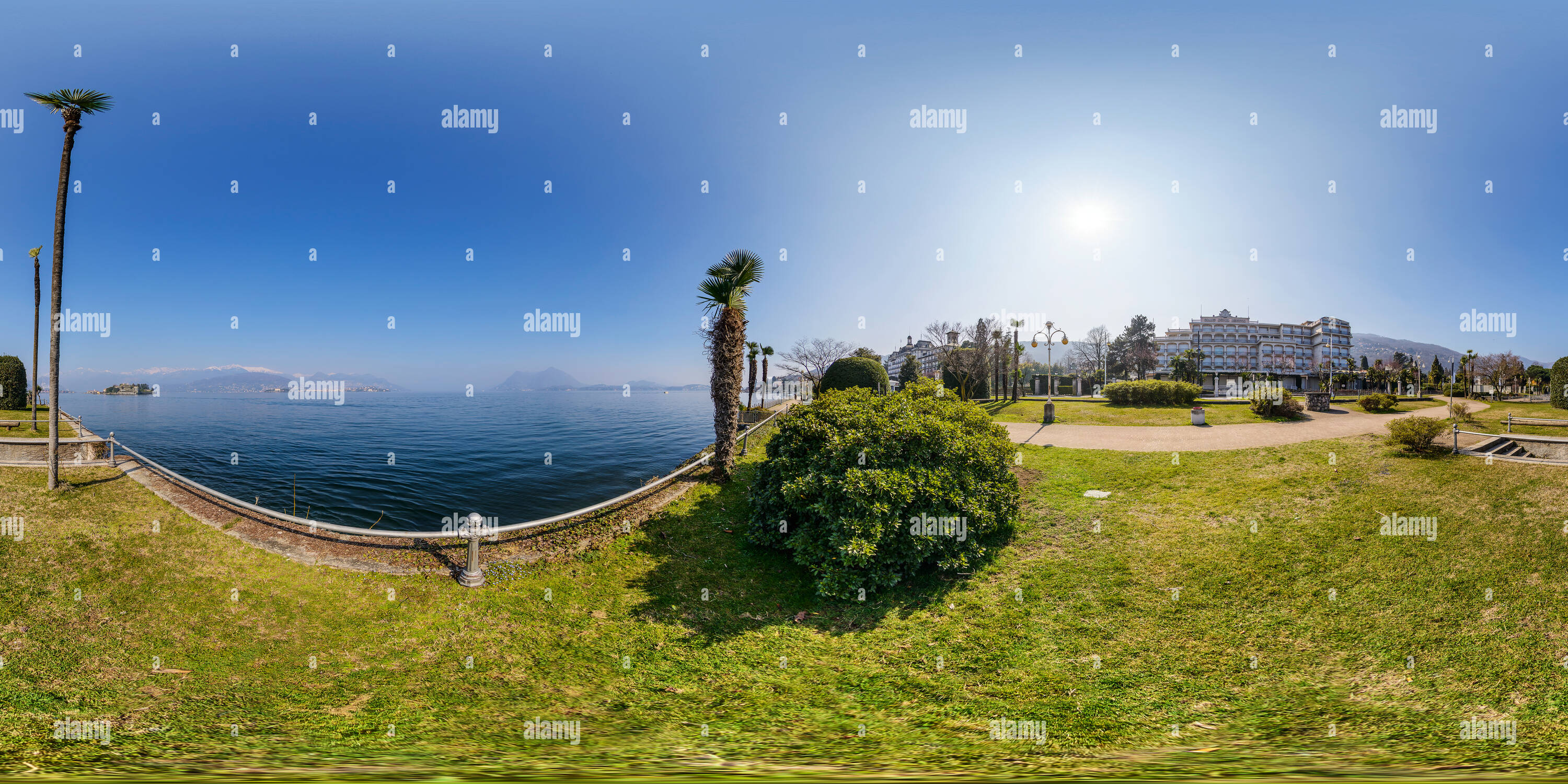 360 Grad Panorama Ansicht von - Grand Hotel Bristol Stresa am Lago Maggiore