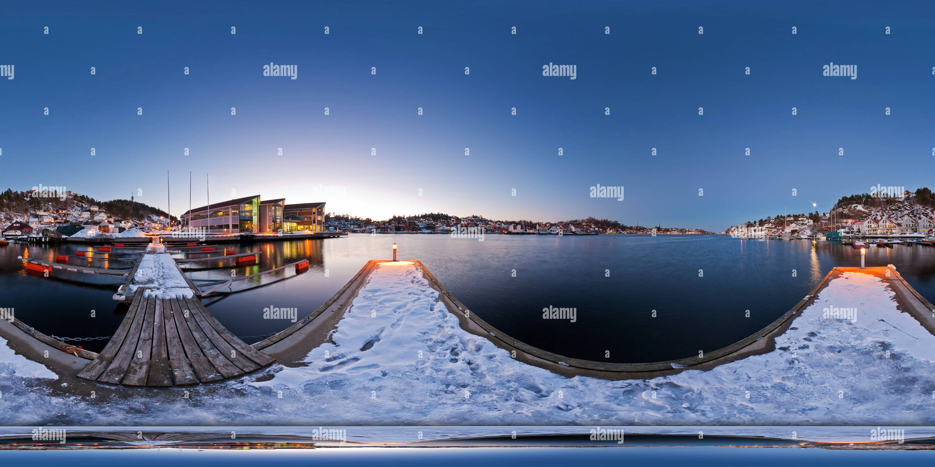 360 Grad Panorama Ansicht von Blick vom Bootssteg, Arendal