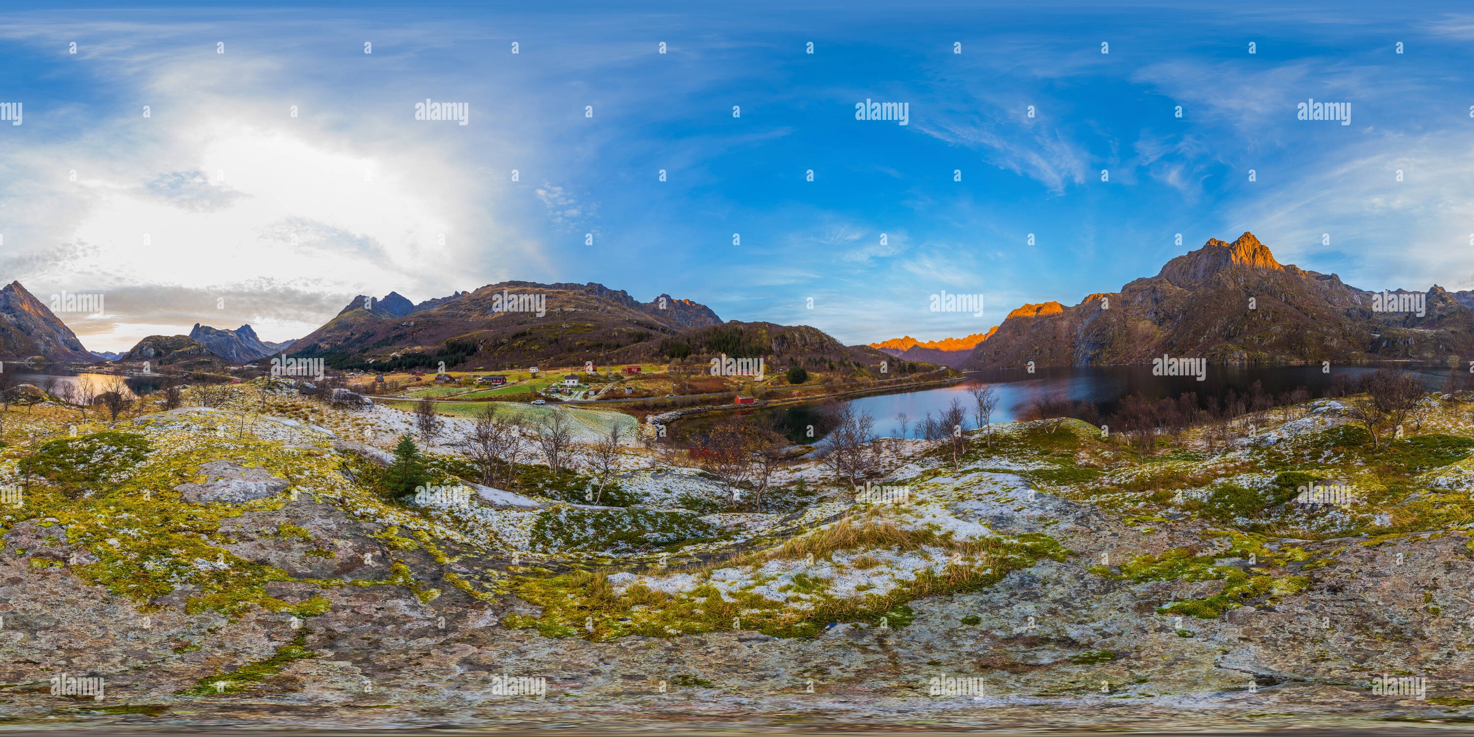 360 Grad Panorama Ansicht von Irgendwo auf den Lofoten Inseln, Lofoten, Norwegen