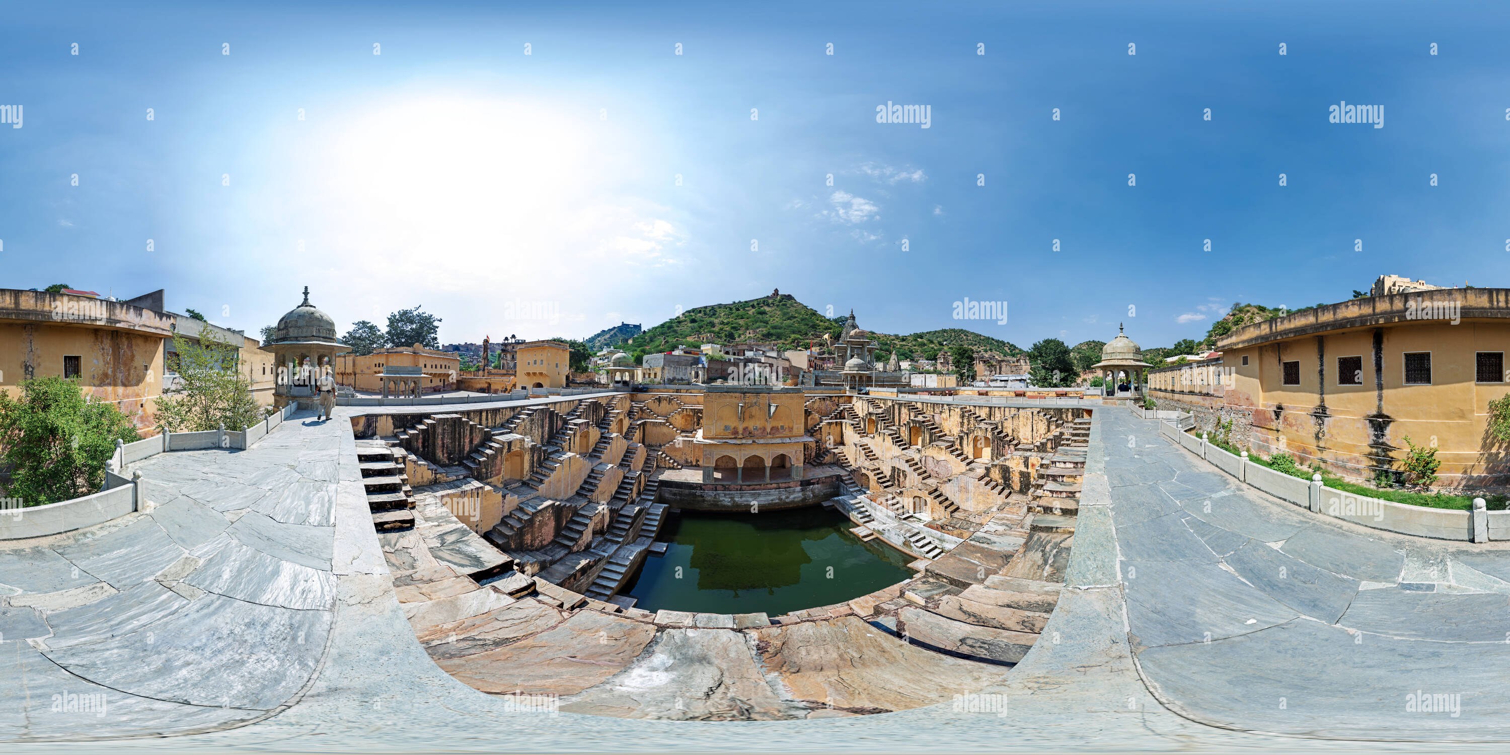 360 Grad Panorama Ansicht von Alte stepwell Panna Meena ka Kund - Amer