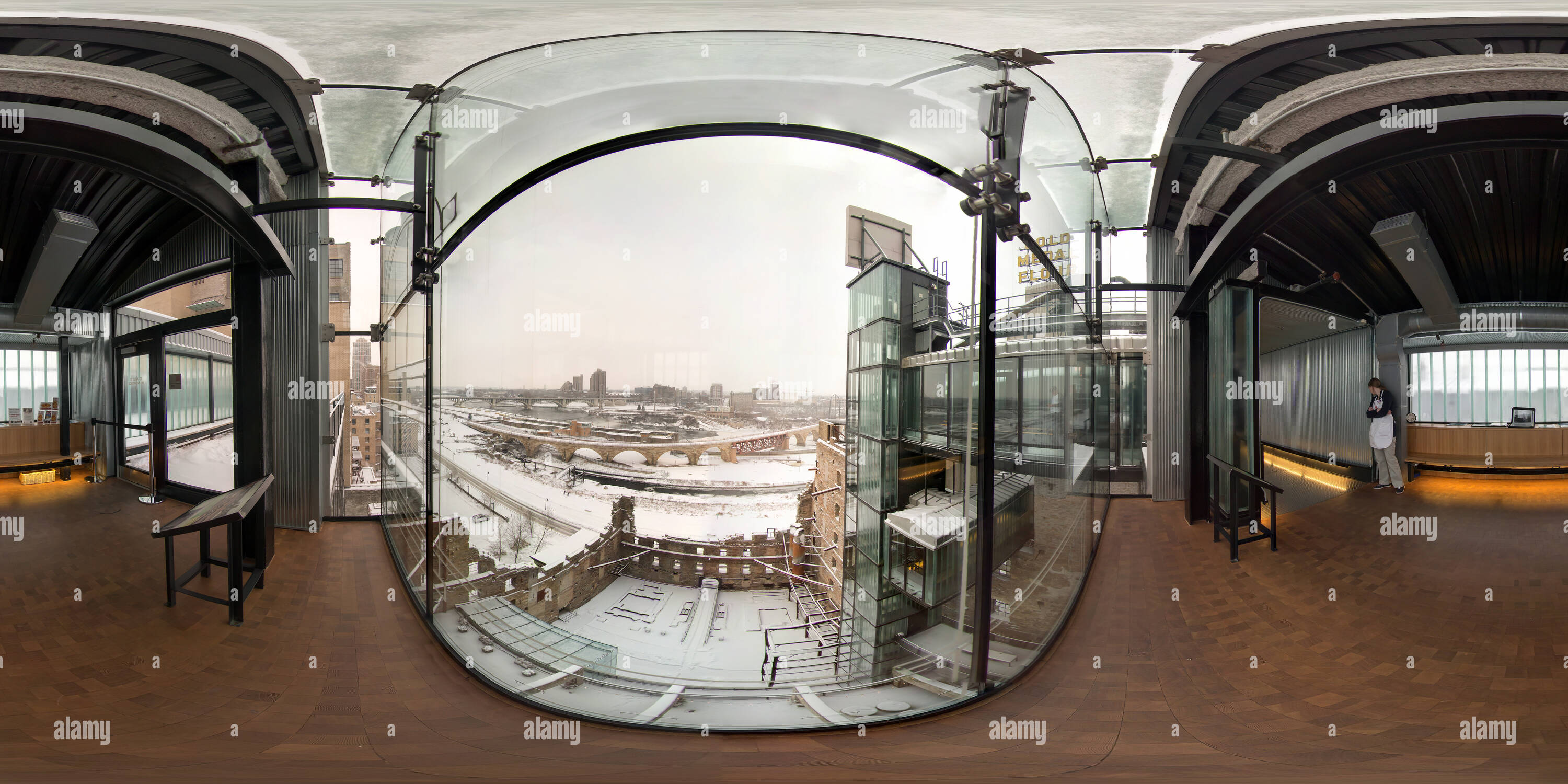 360 Grad Panorama Ansicht von Blick vom Turm der explodierte Mehl Mühle in Minneapolis