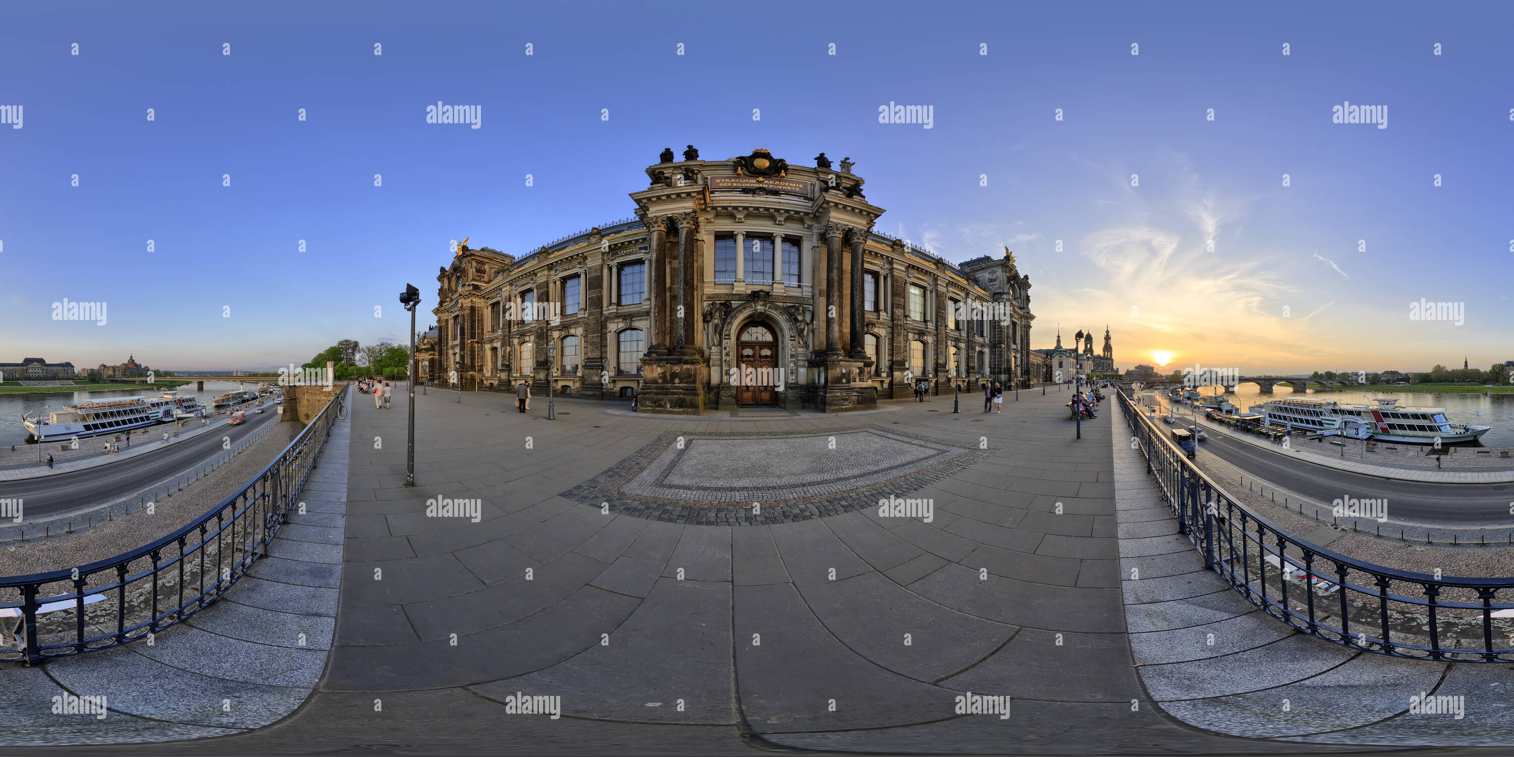 360 Grad Panorama Ansicht von Dresden - Brühlschen Terrasse - Kunstakademie und Kunstverein, Hochschule für Bildende Künste