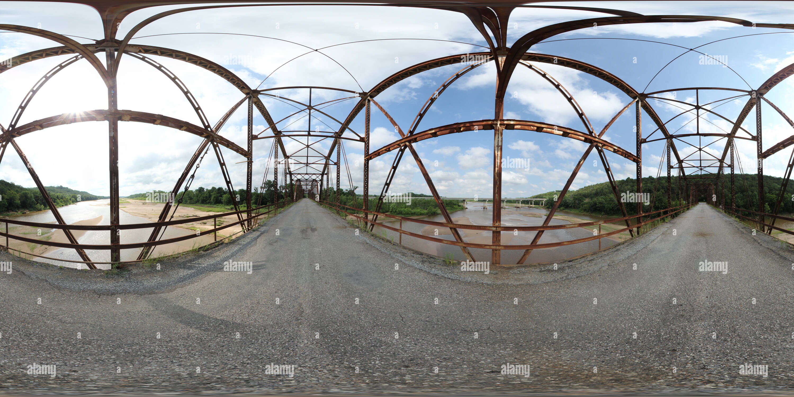 360 Grad Panorama Ansicht von Alte US 75 Brücke bei Calvin