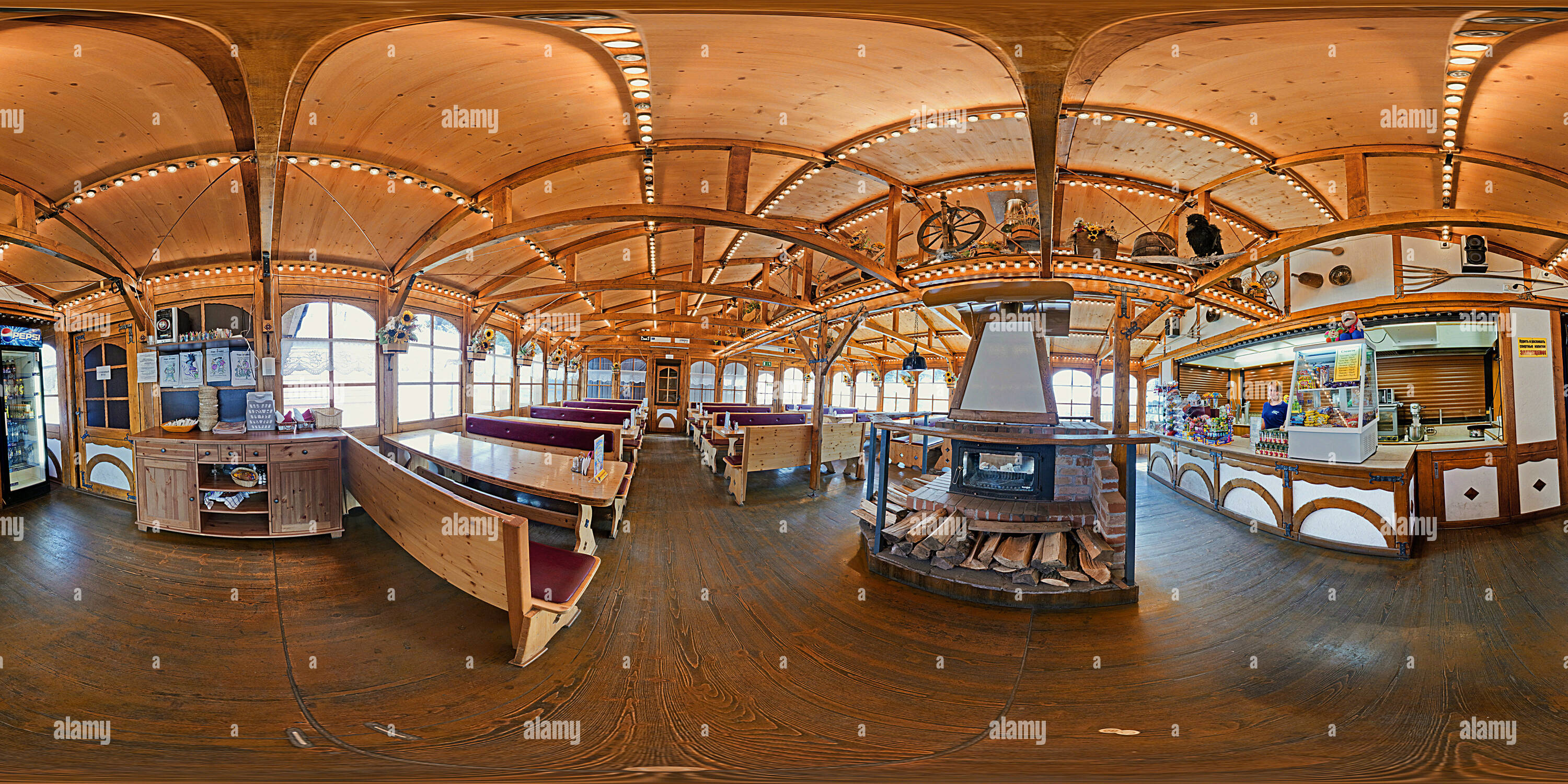 360 Grad Panorama Ansicht von Russland St-Peterburg South Park am Meer Cafe Ognivo