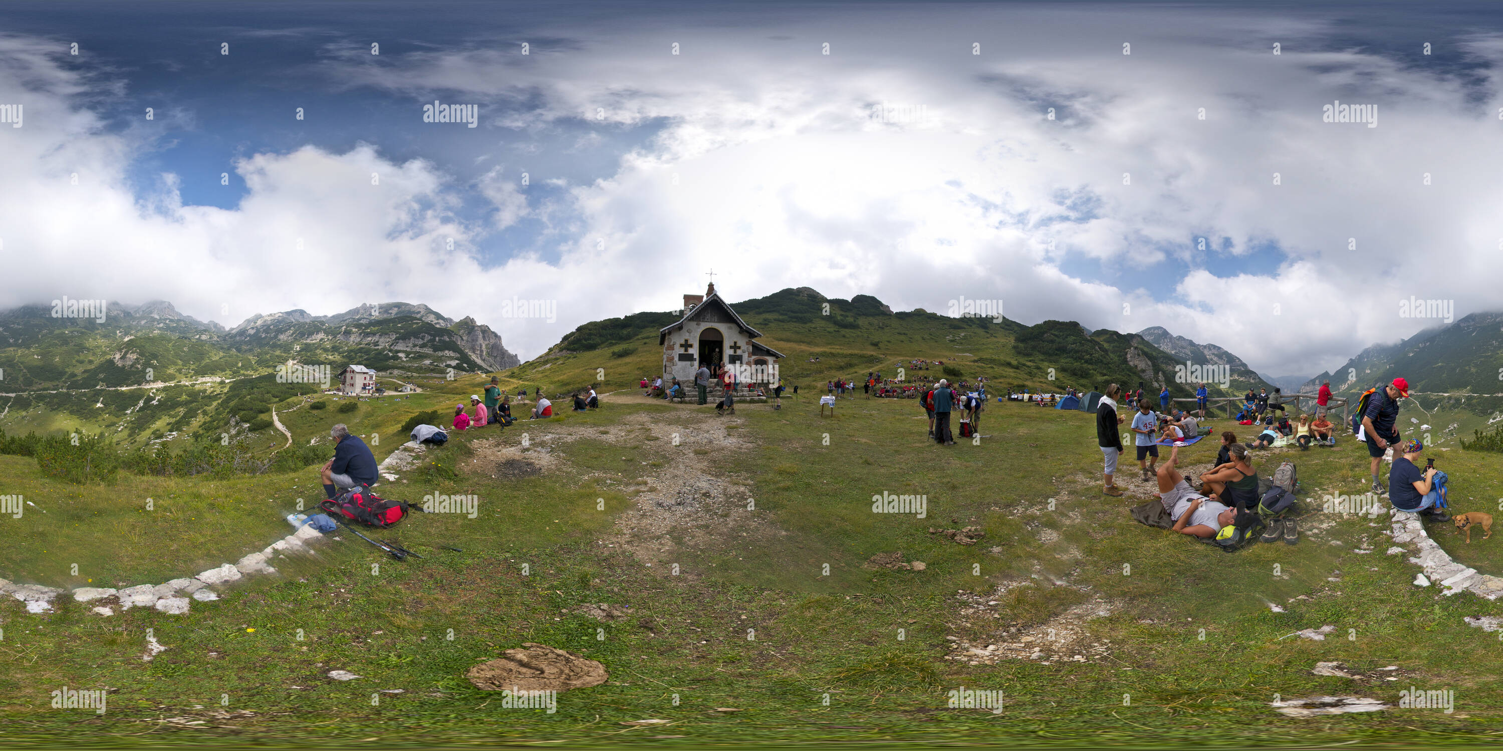 360 Grad Panorama Ansicht von Chiesa All'Alpino - Scalorbi