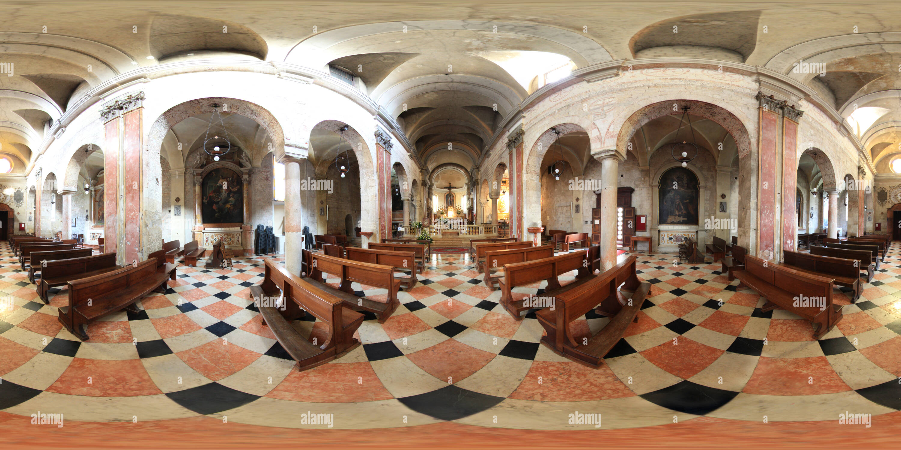 360 Grad Panorama Ansicht von Pieve di San Floriano in Valpolicella