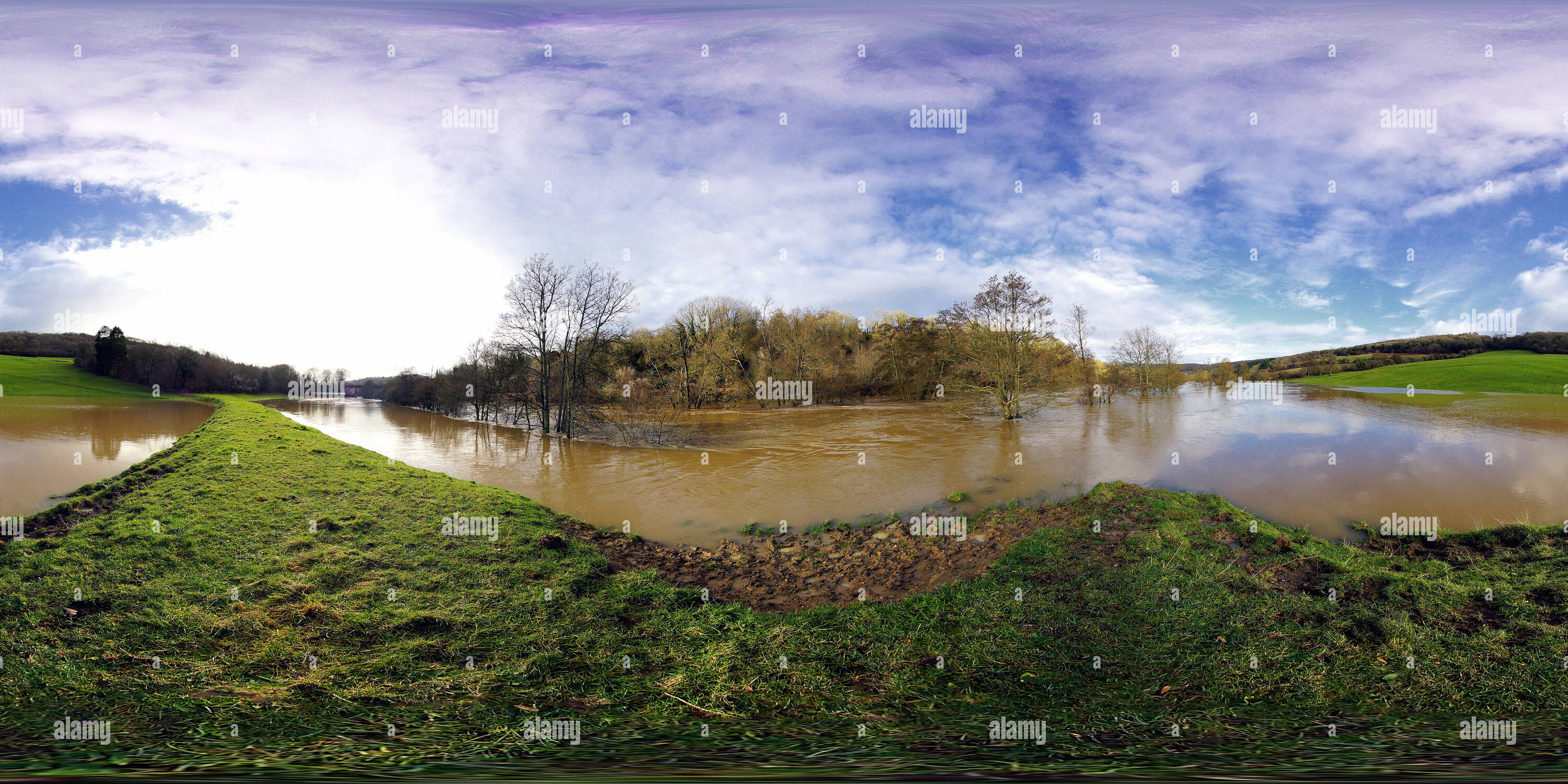 360 Grad Panorama Ansicht von Überschwemmungen. Der Avon Valley, Somerset. VR