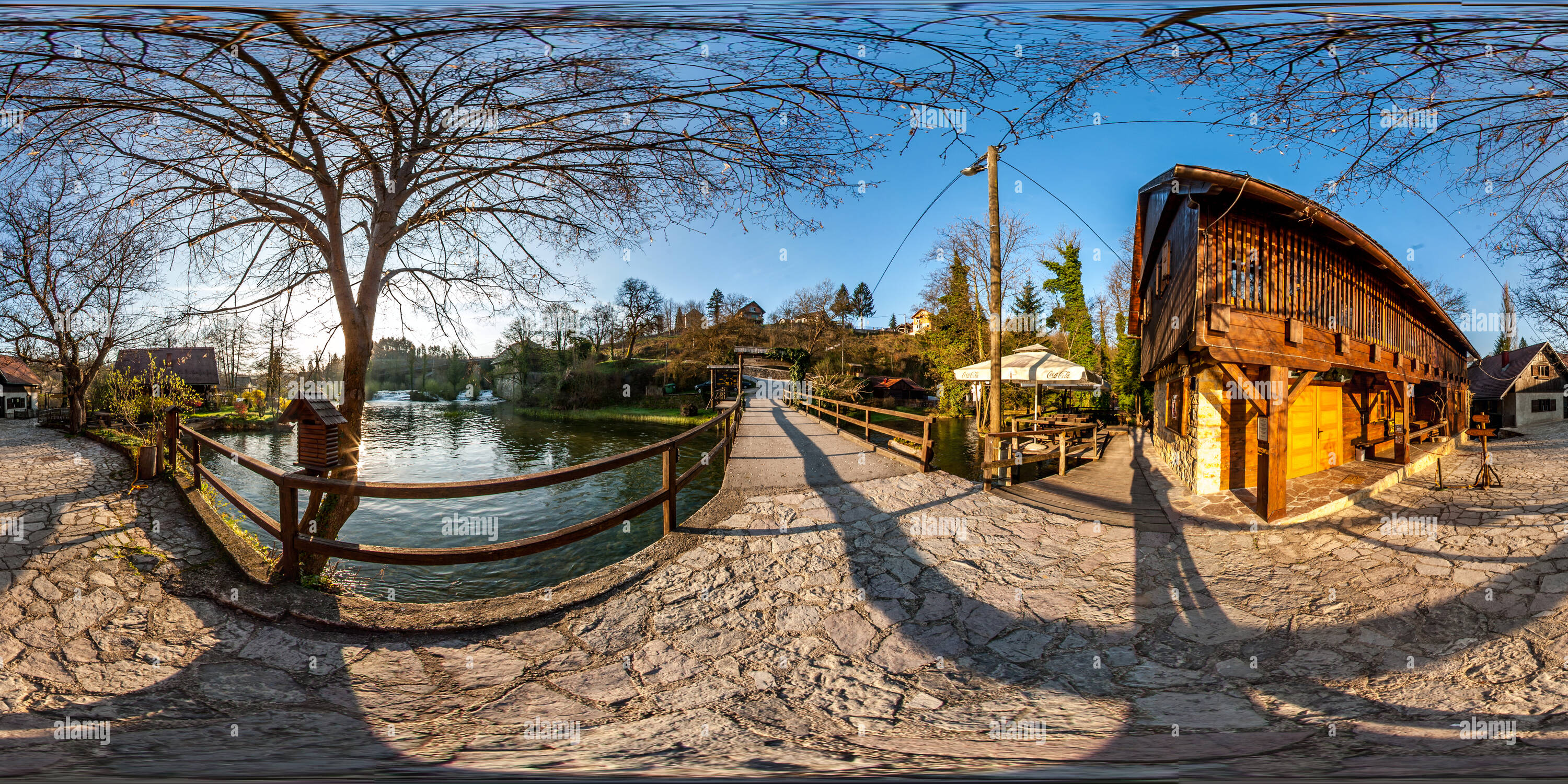 360 Grad Panorama Ansicht von Rastoke Resort Village in der Nähe von Slunj