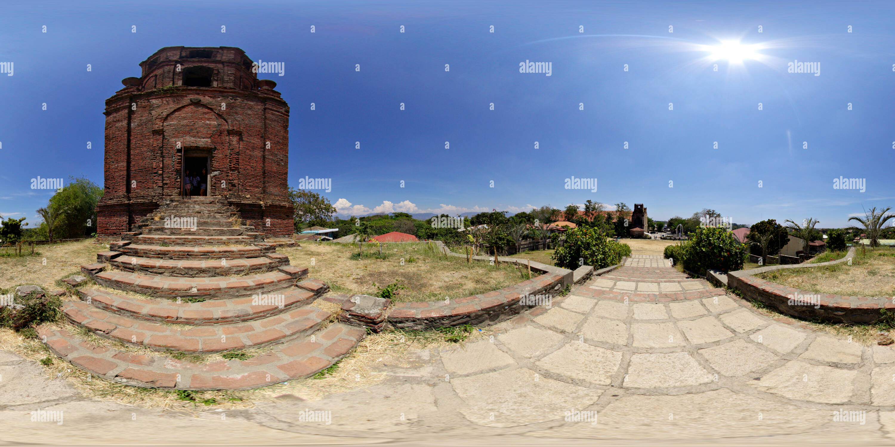 360 Grad Panorama Ansicht von Bantay Glockenturm der Kirche