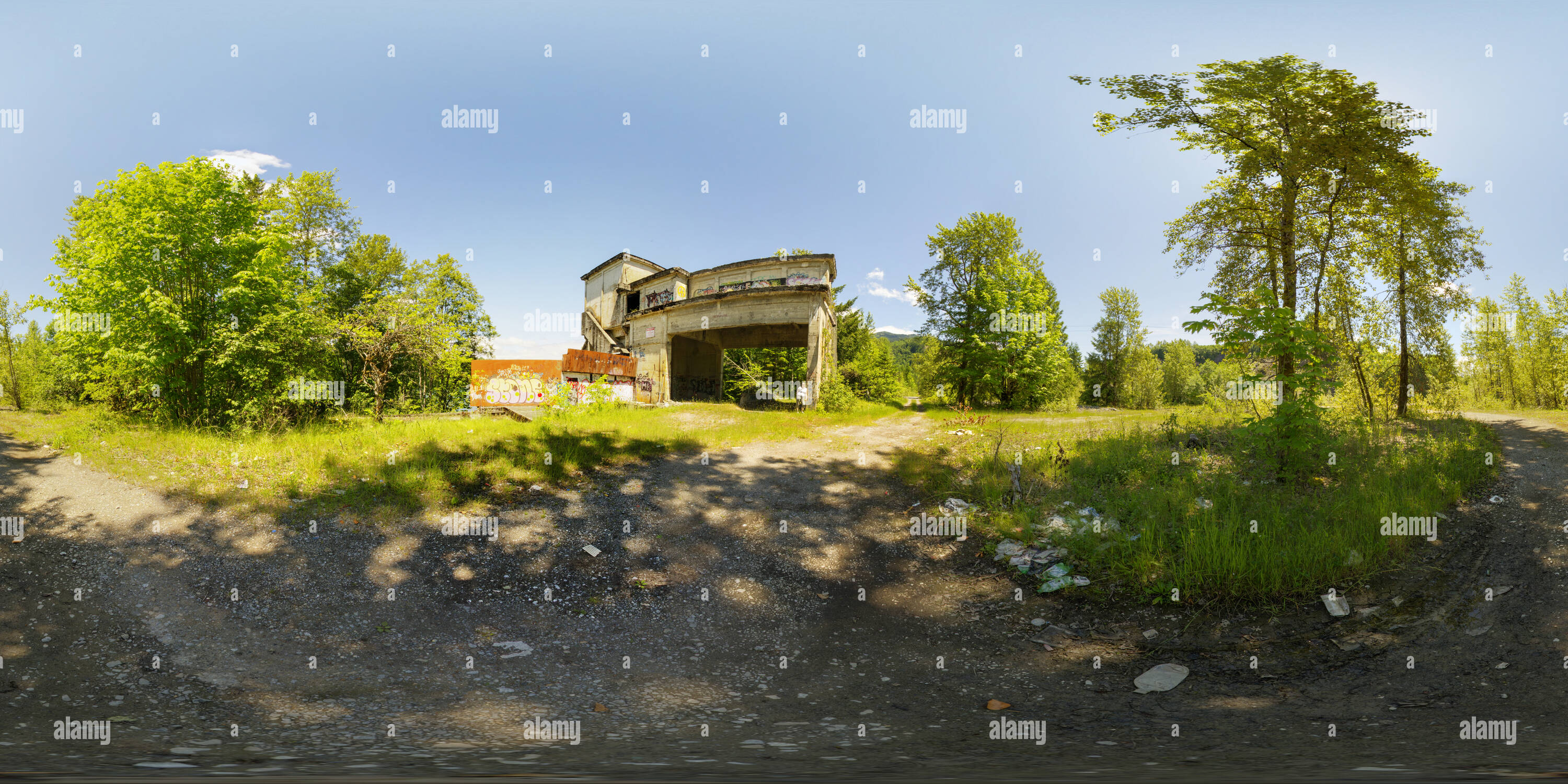 360 Grad Panorama Ansicht von Abgebrochene Zementwerk in Beton, WA