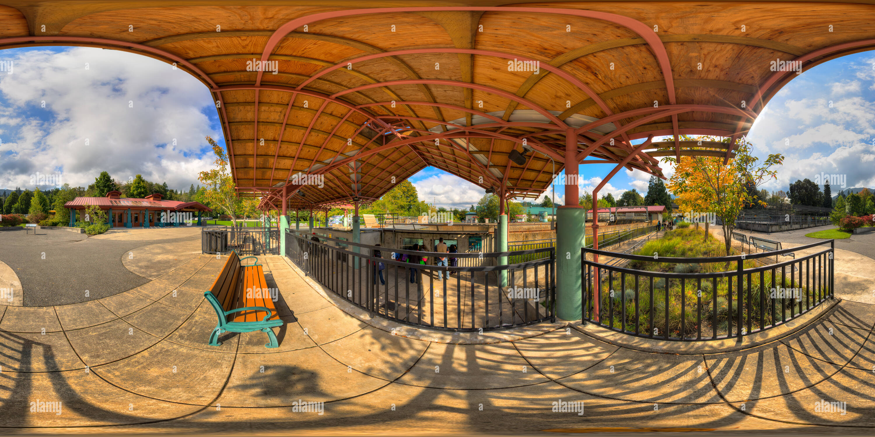 360 Grad Panorama Ansicht von Fischtreppe Anzeigen, Issaquah Lachs Brutplatz, Issaquah, WA