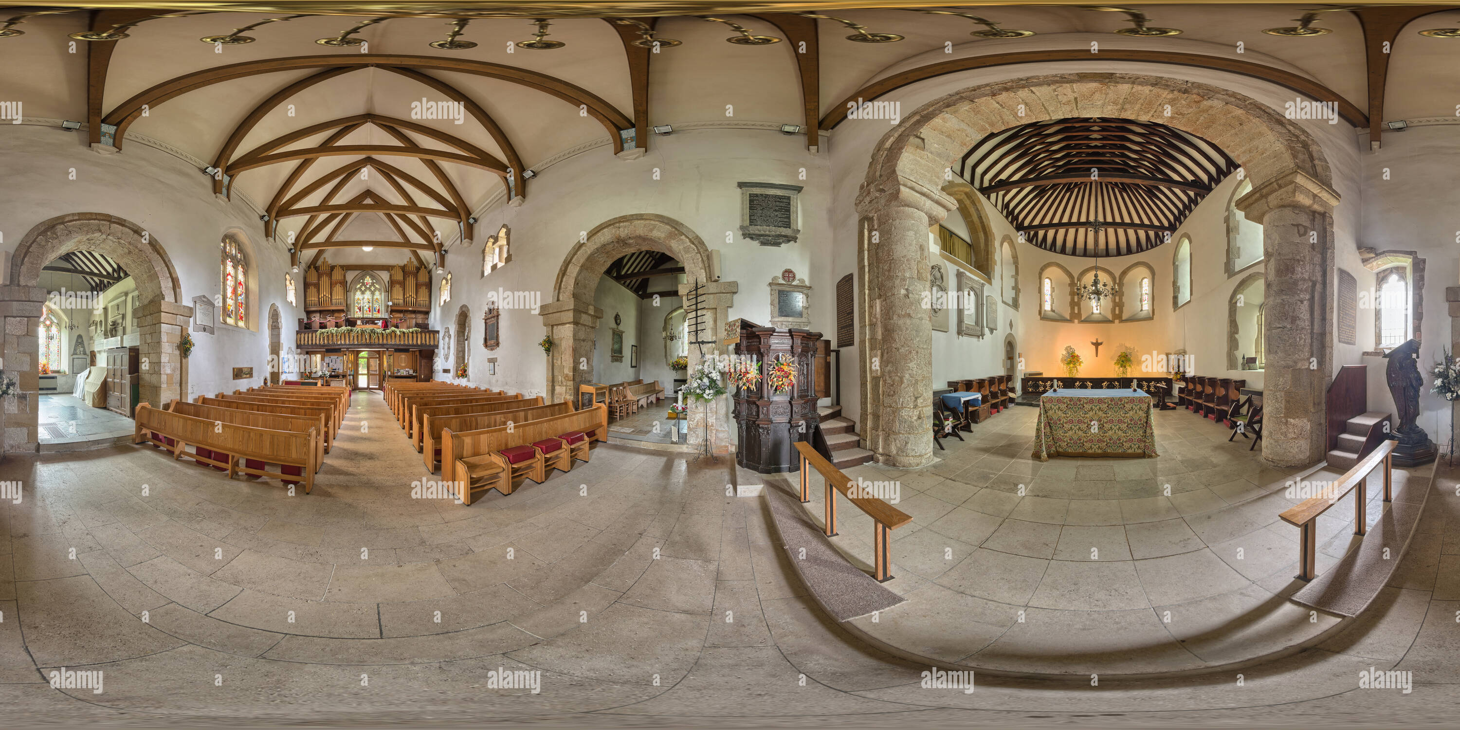 360 Grad Panorama Ansicht von Innenraum von St. Nicholas' Church, Wert, W Sussex