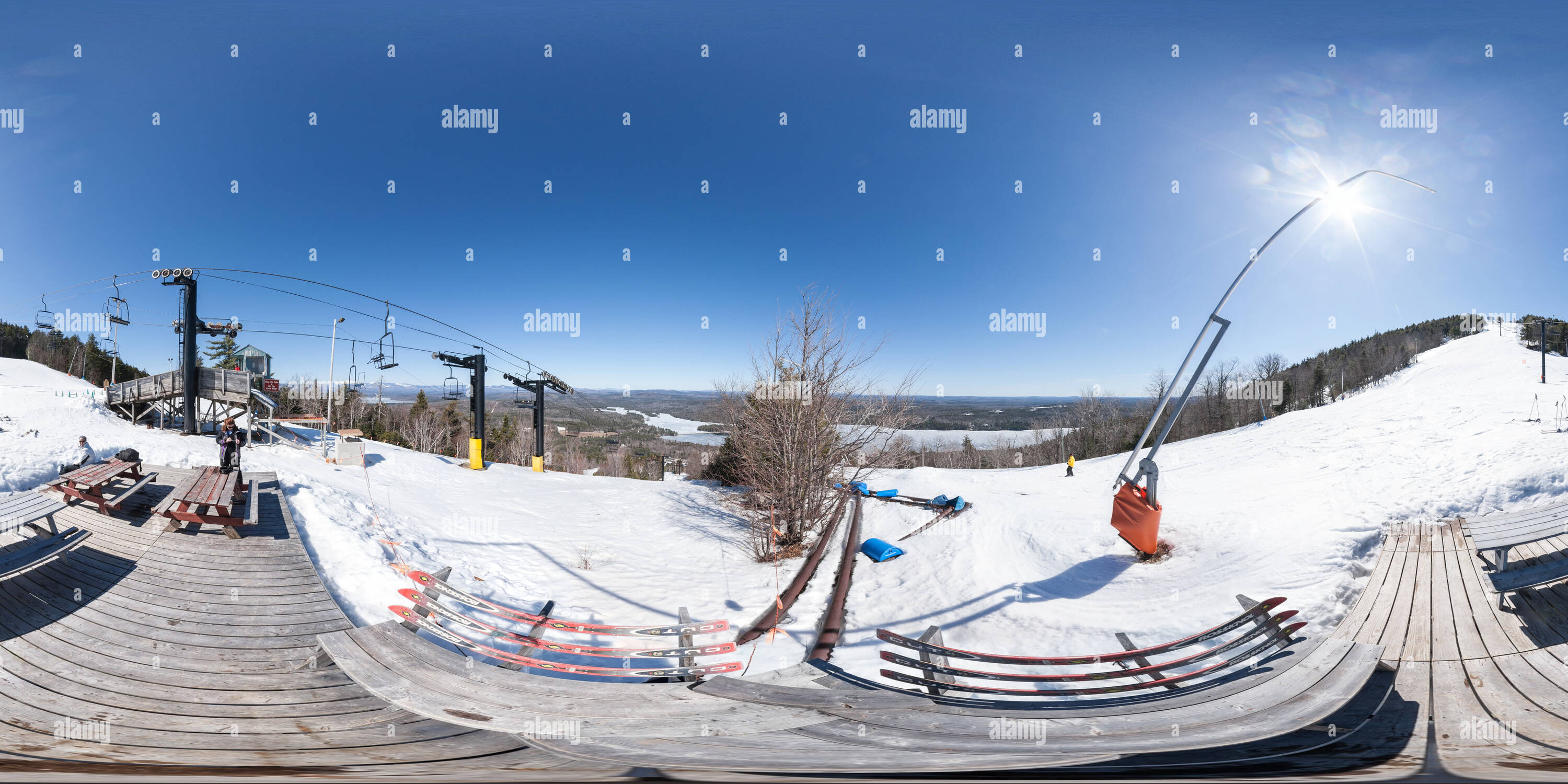 360 Grad Panorama Ansicht von Mitte der Station at Shawnee Peak Ski Resort, Maine