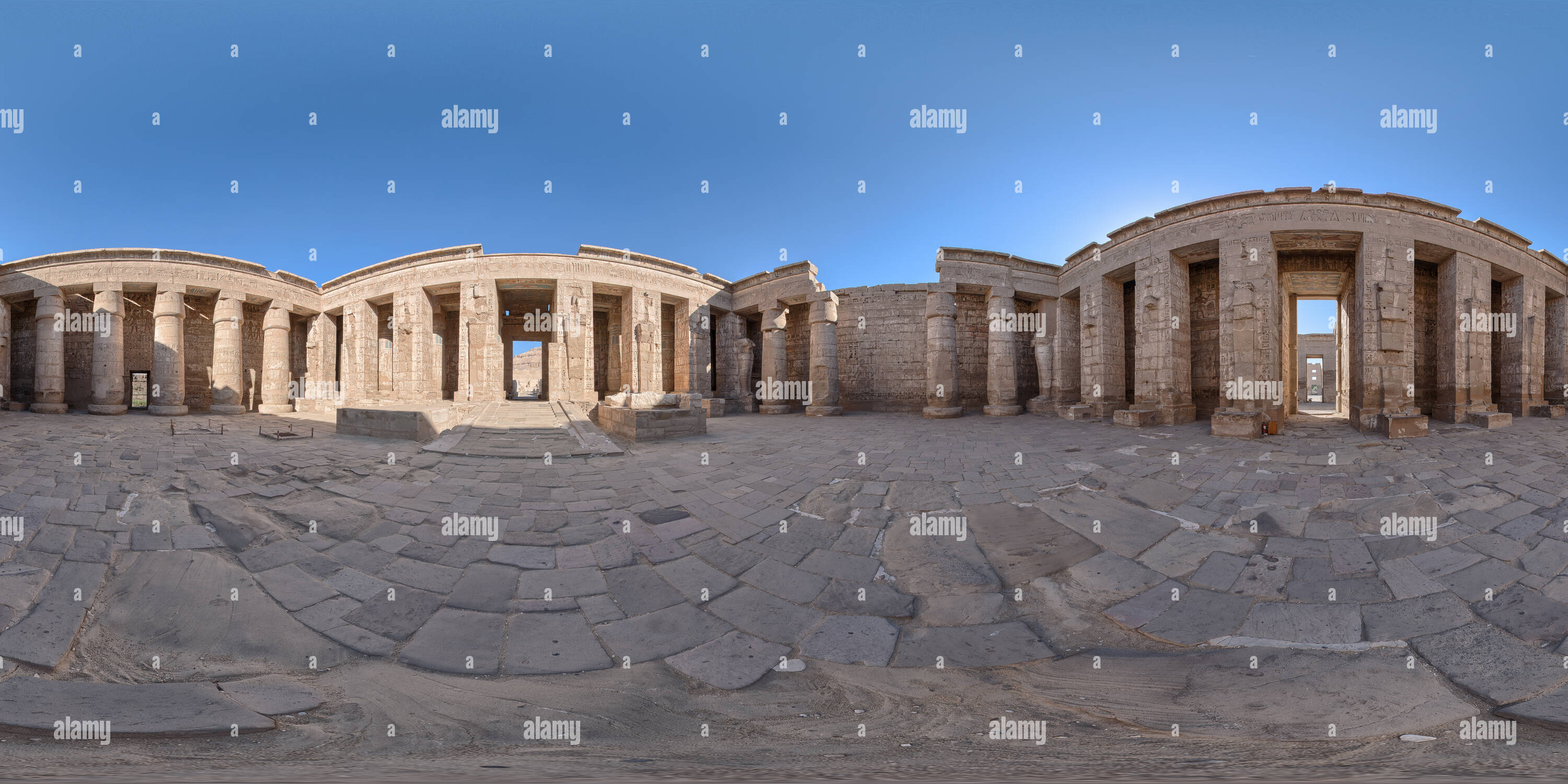 360 Grad Panorama Ansicht von Medinet Habu zweiten Innenhof