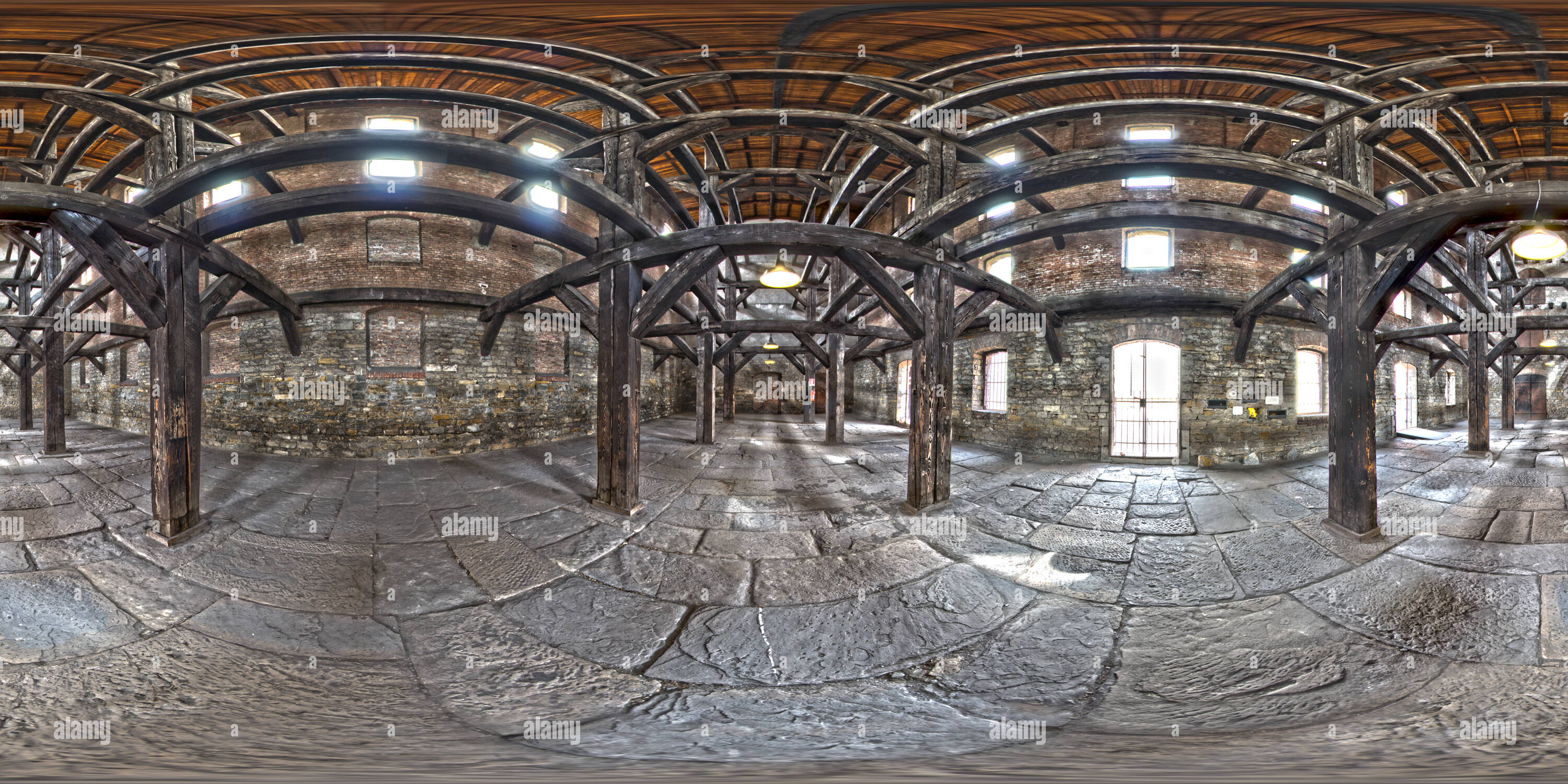 360 Grad Panorama Ansicht von Risiera di San Sabba - taborišče Rižarna - Zimmer der Kreuze - Sala delle Croci