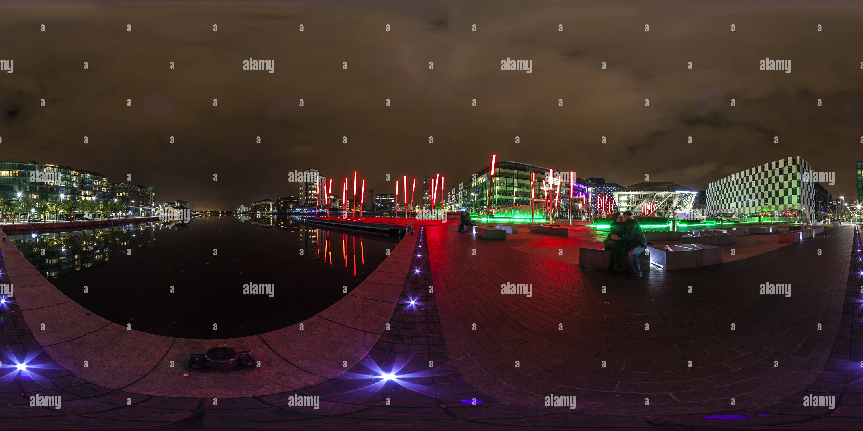 360 Grad Panorama Ansicht von Grand Canal Square in Dublin, Irland