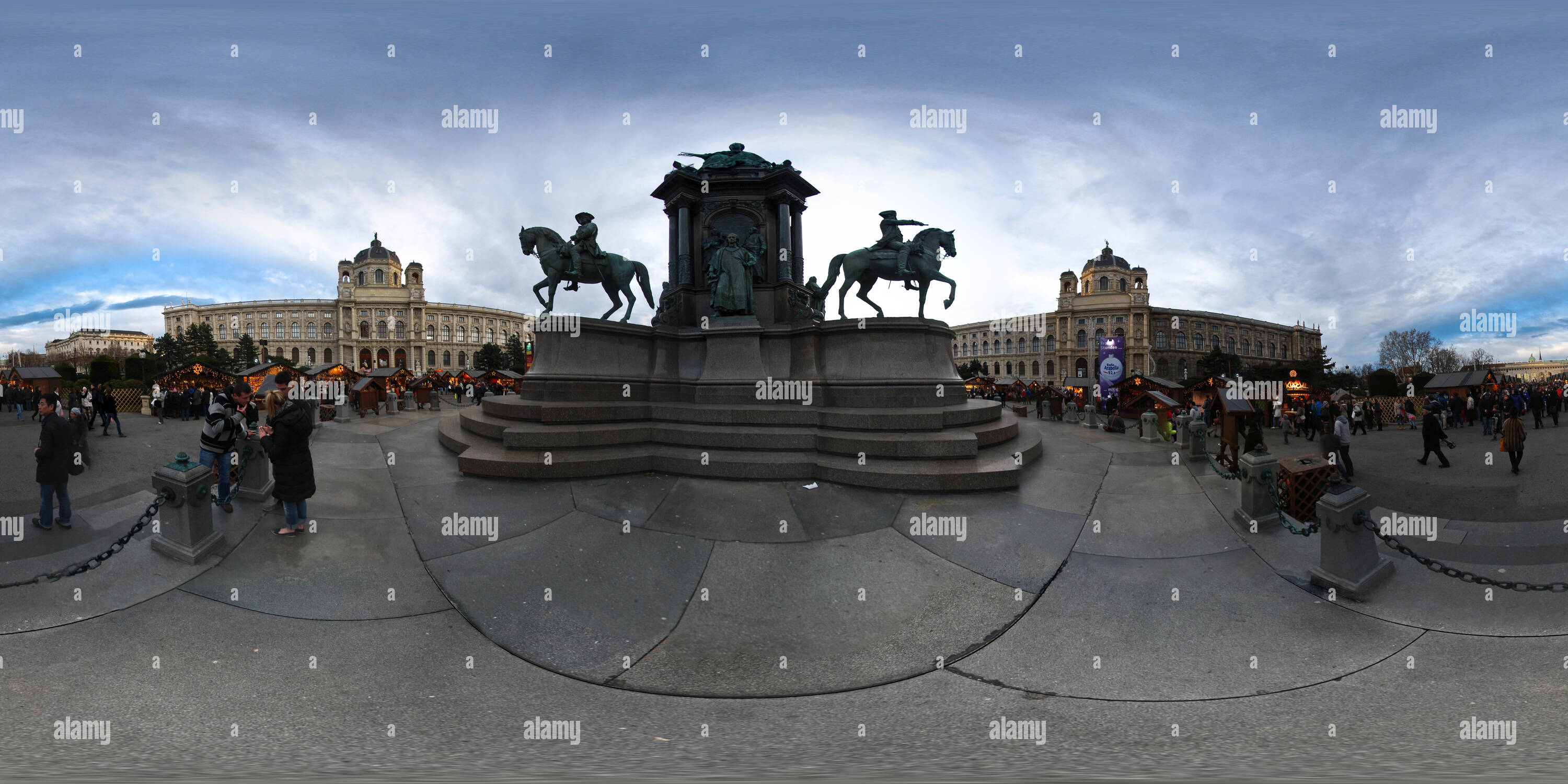 360 Grad Panorama Ansicht von Theresien-Platz Vienna-Maria - Weihnachten 2013