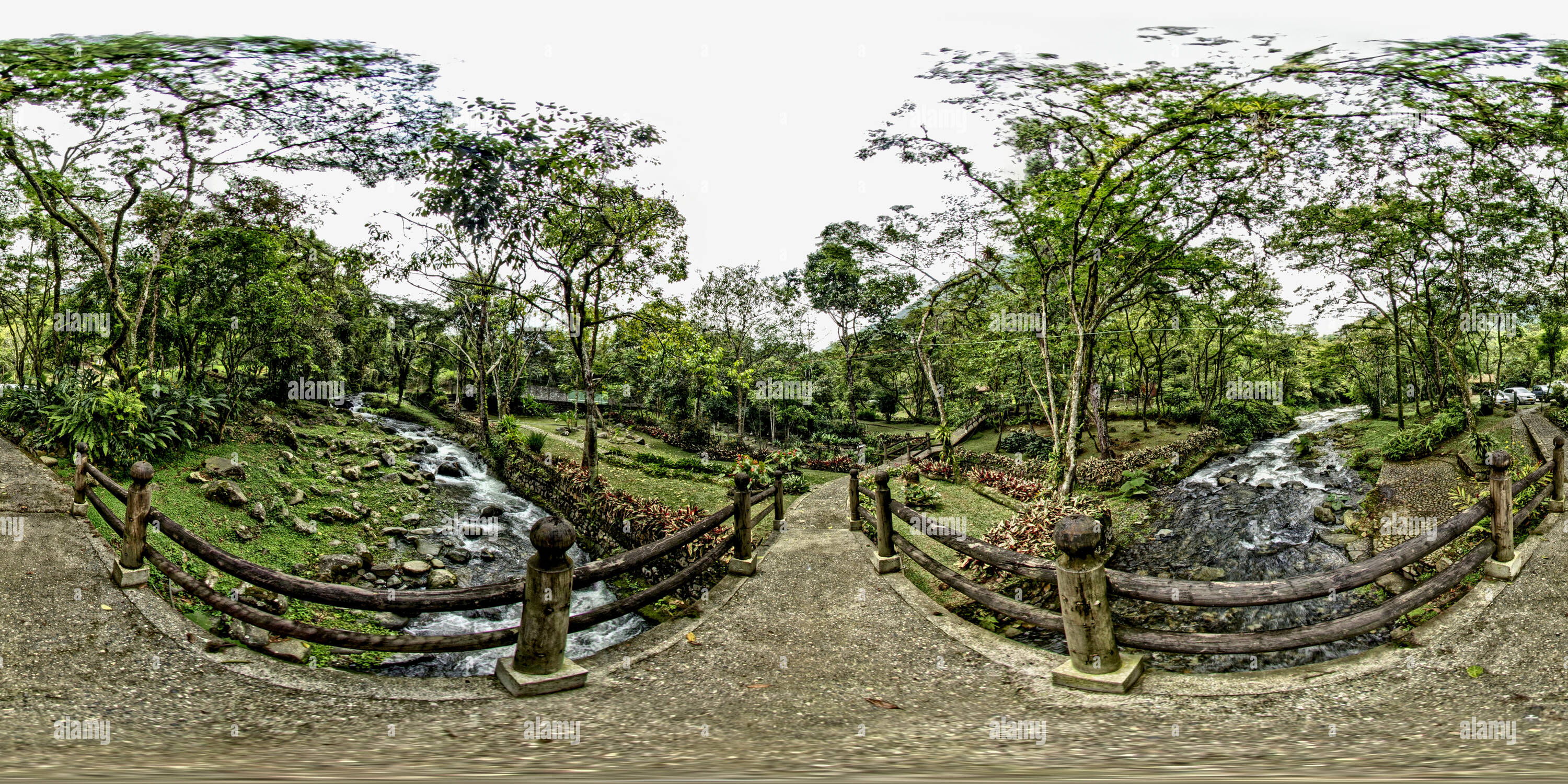 360 Grad Panorama Ansicht von Puente sobre el Rio Pance, Cali