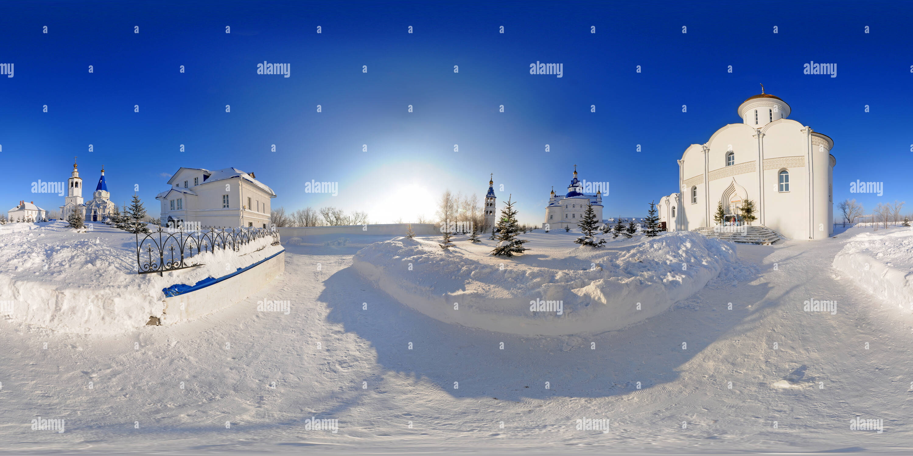 360 Grad Panorama Ansicht von Heiligen Assumptoin Kloster auf Zilant Berg - Kazan